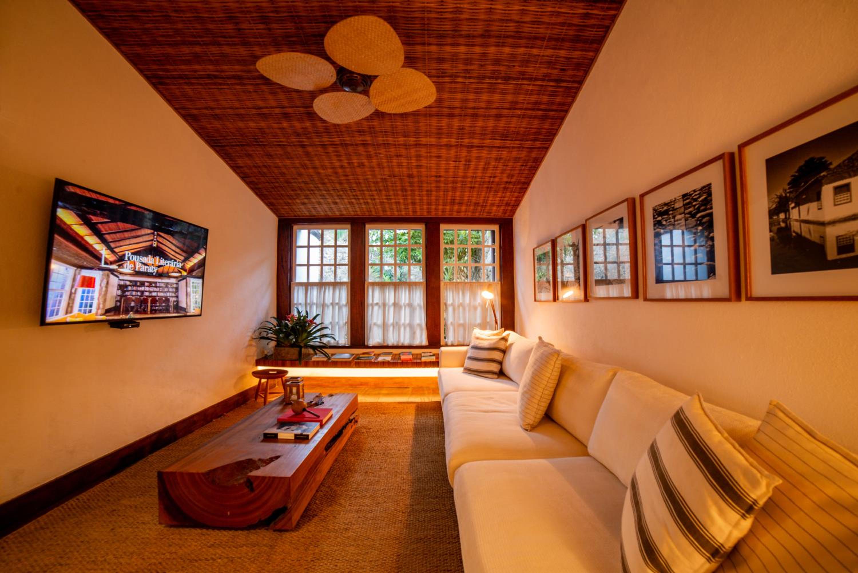 Villa Aurora