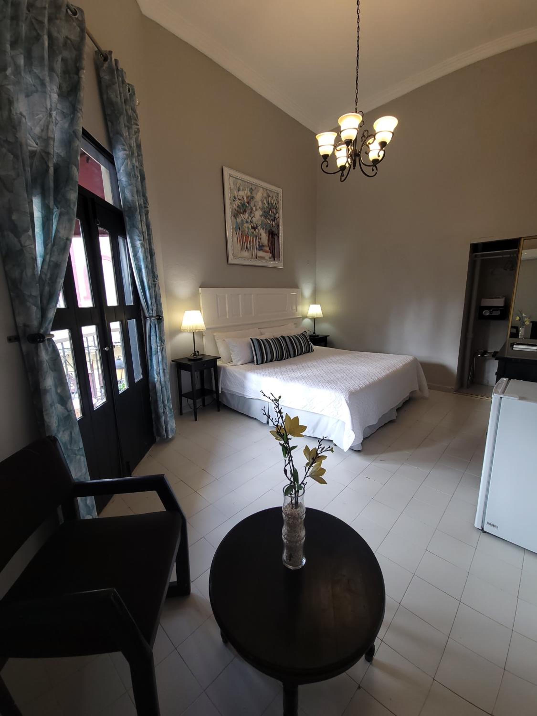 Deluxe Double Room with Balcony photo 1