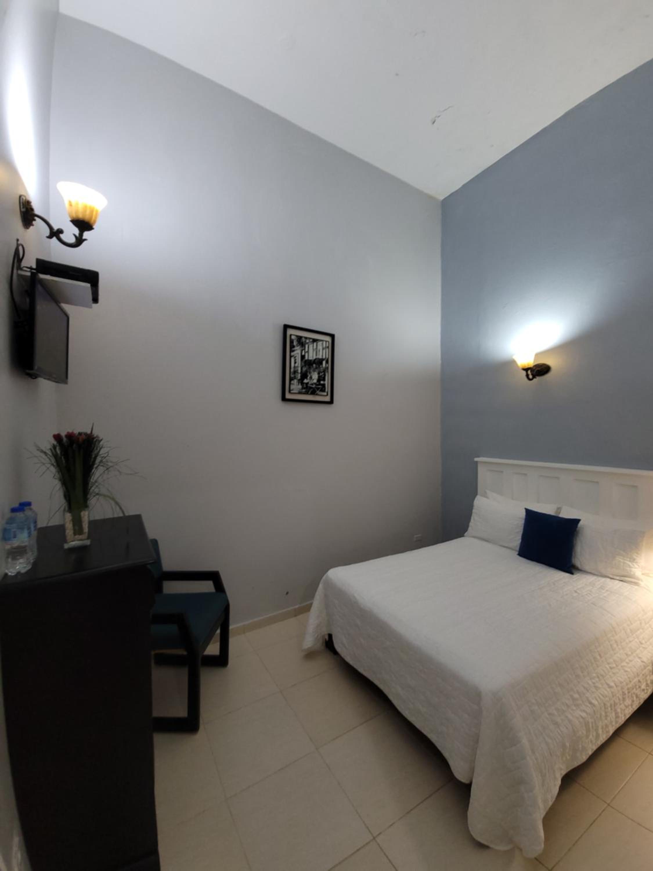 Single Room photo 3
