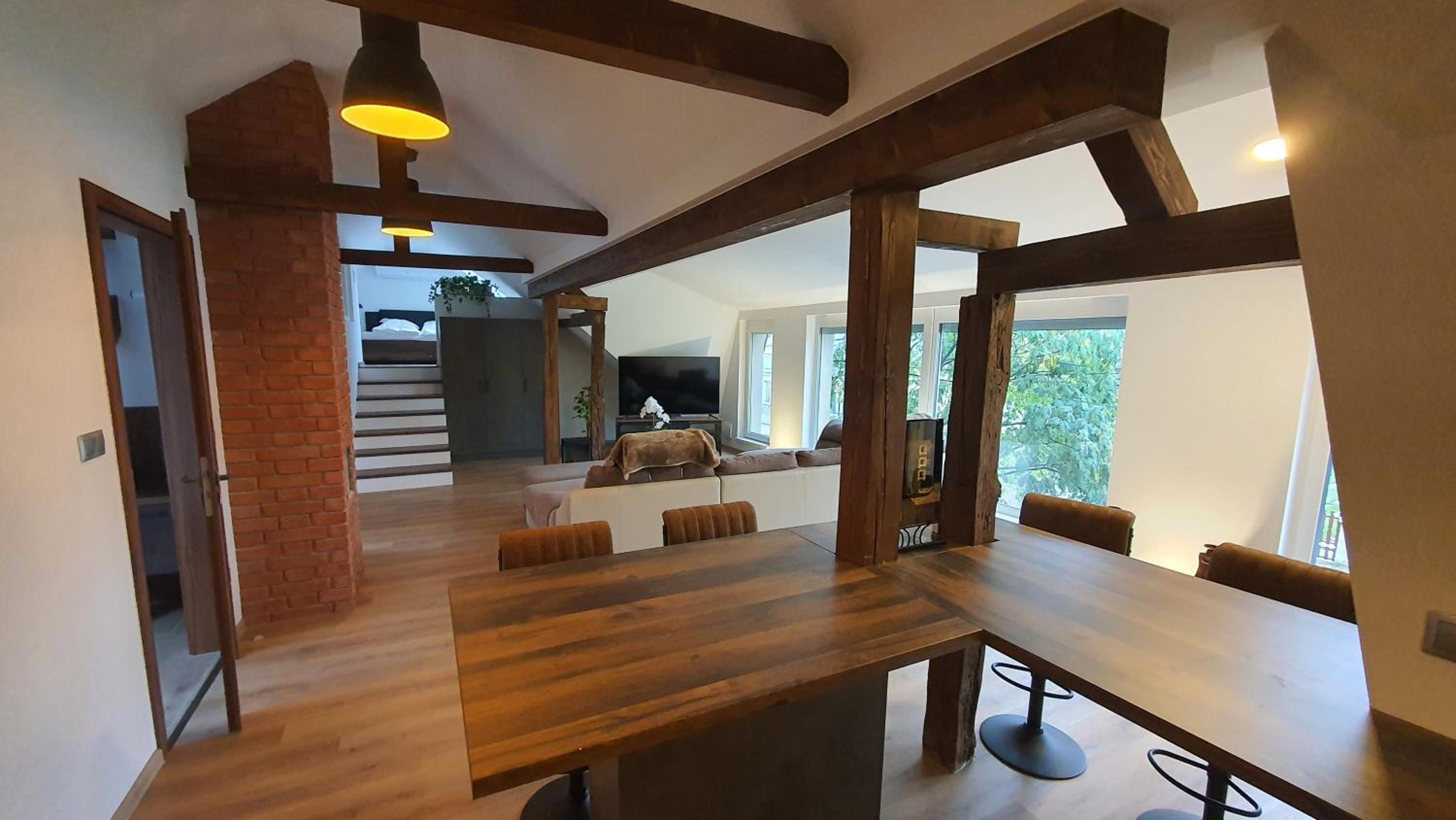 Loft photo 1