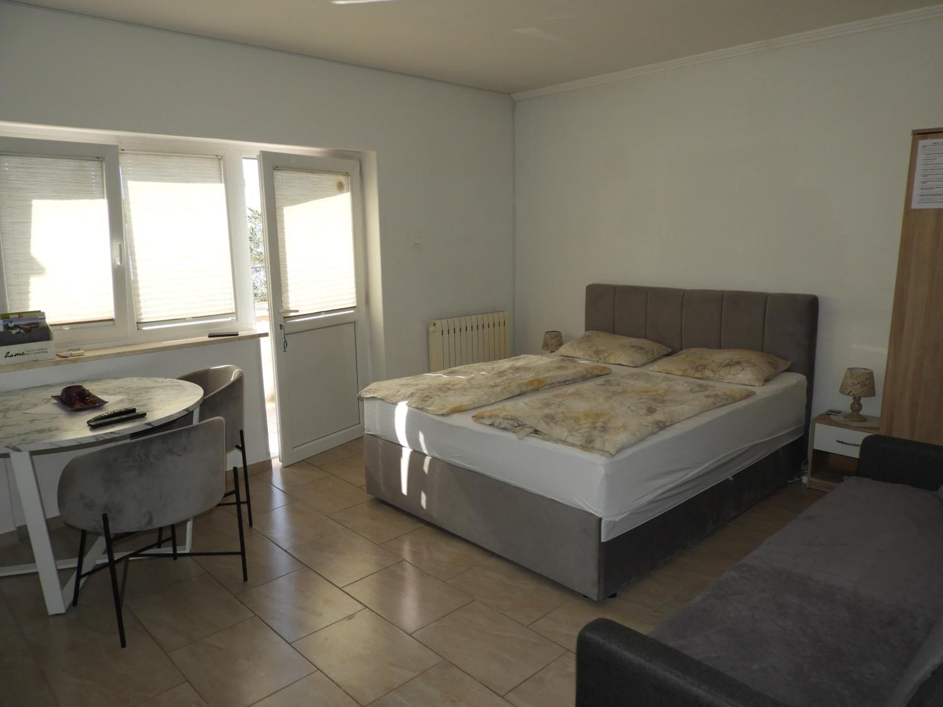 Studio Apartment with Sea View