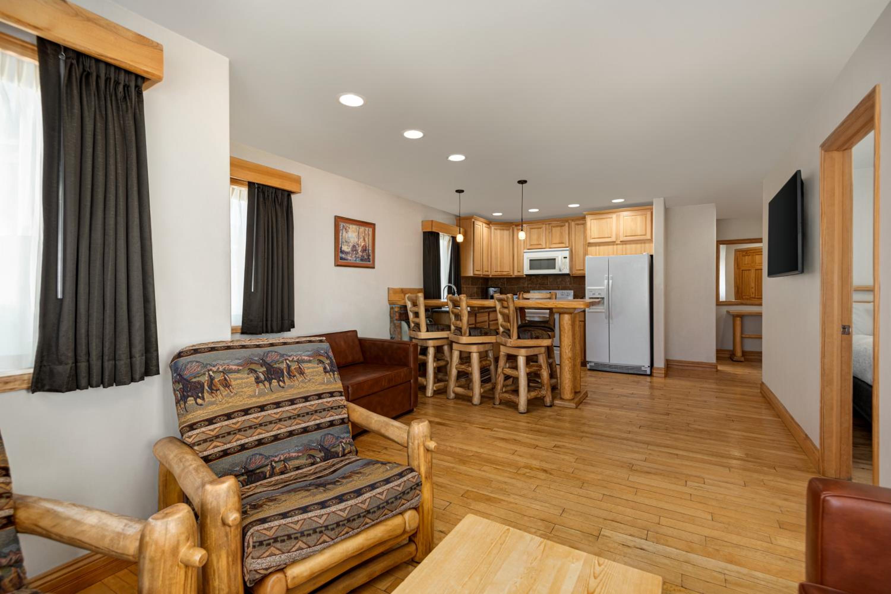 One-Bedroom Apartment - Photo 1