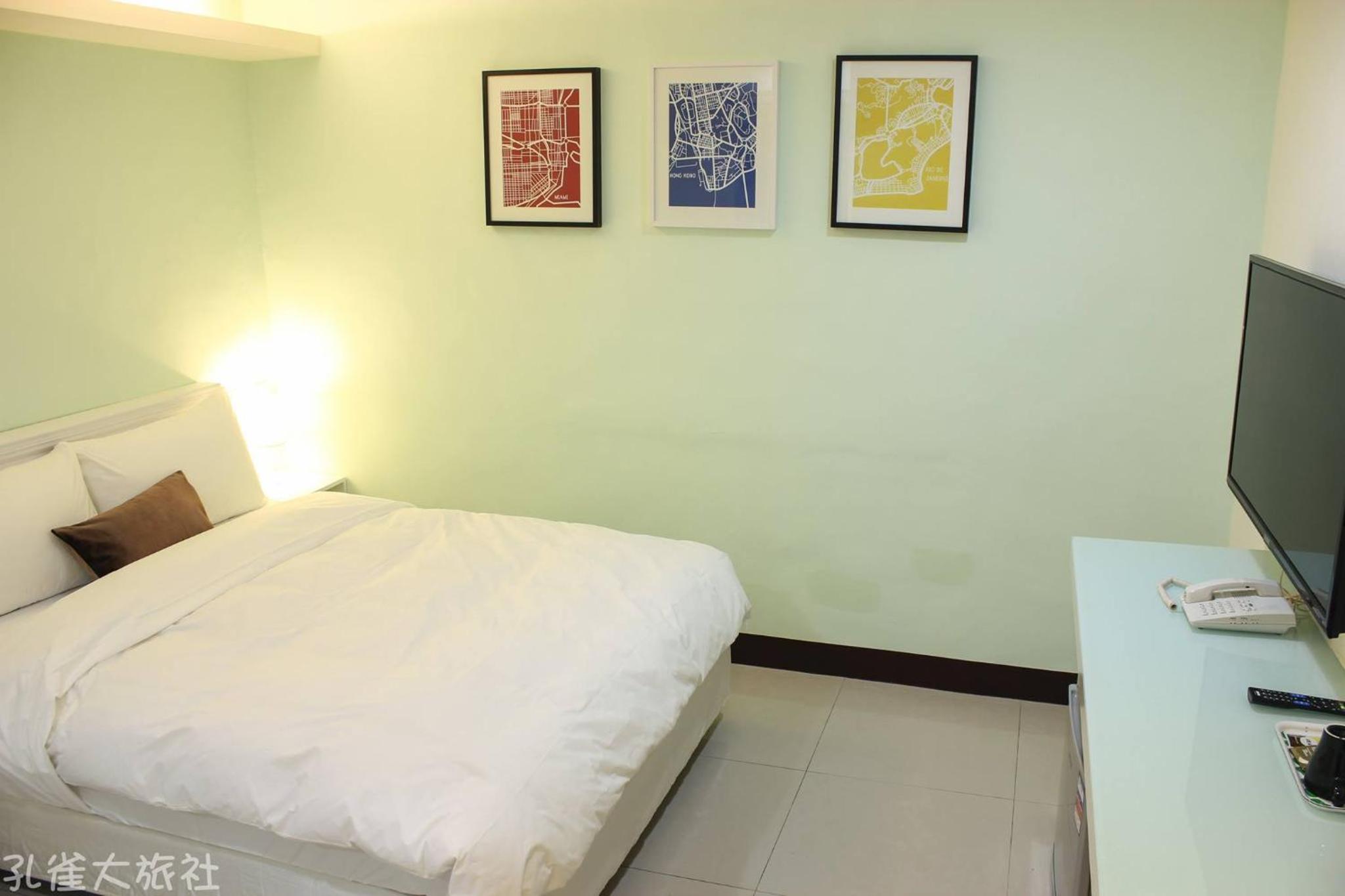 Triple Room with Private Bathroom photo 2