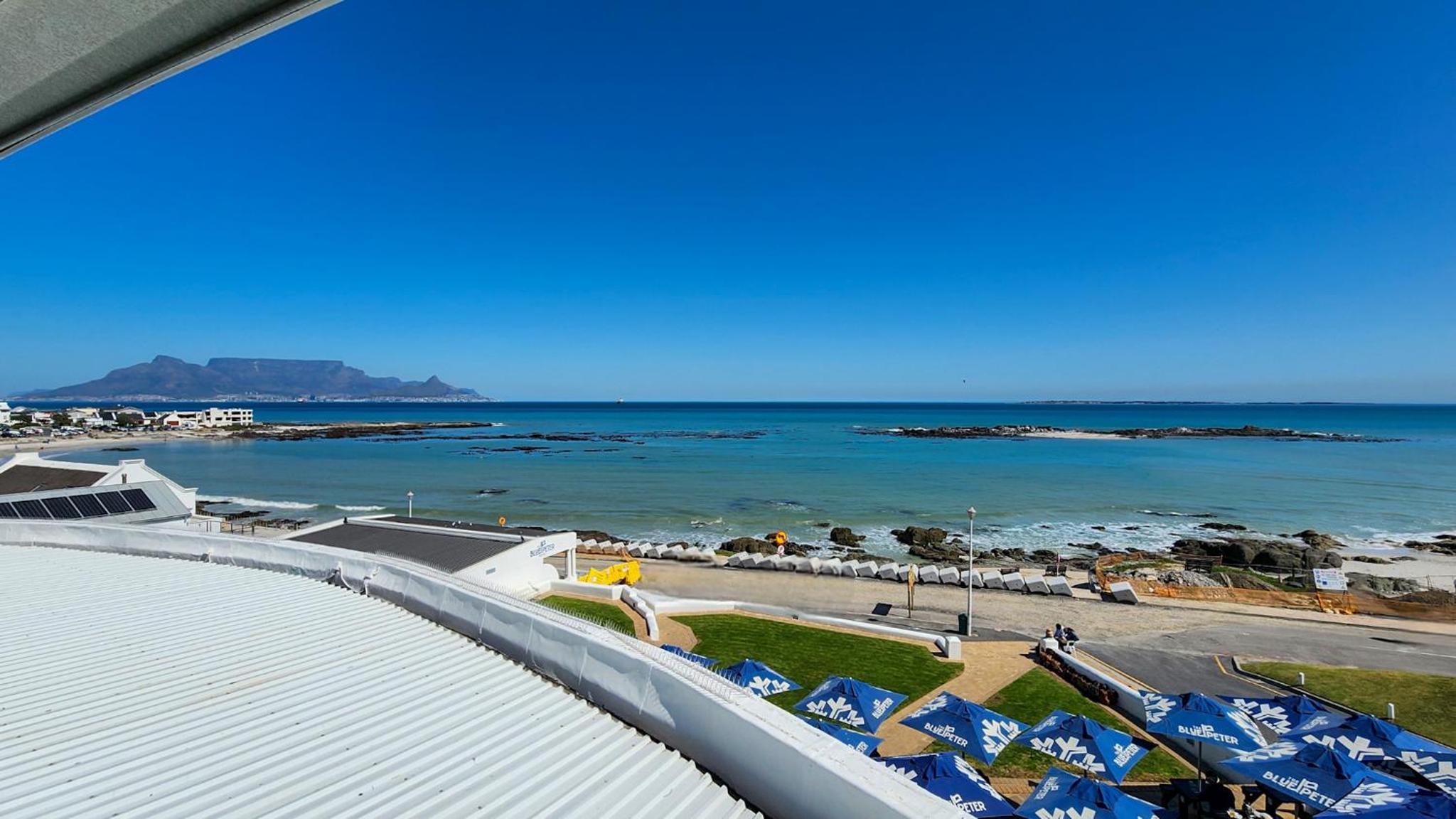 Sea Facing - Twin or Double Room - Photo 2