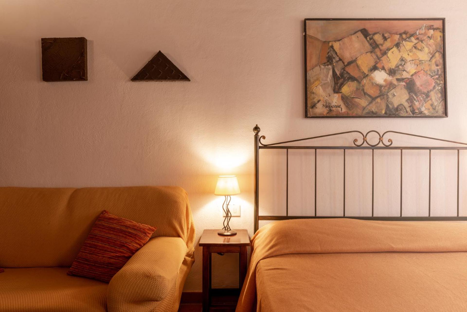 Large Double Room photo 1