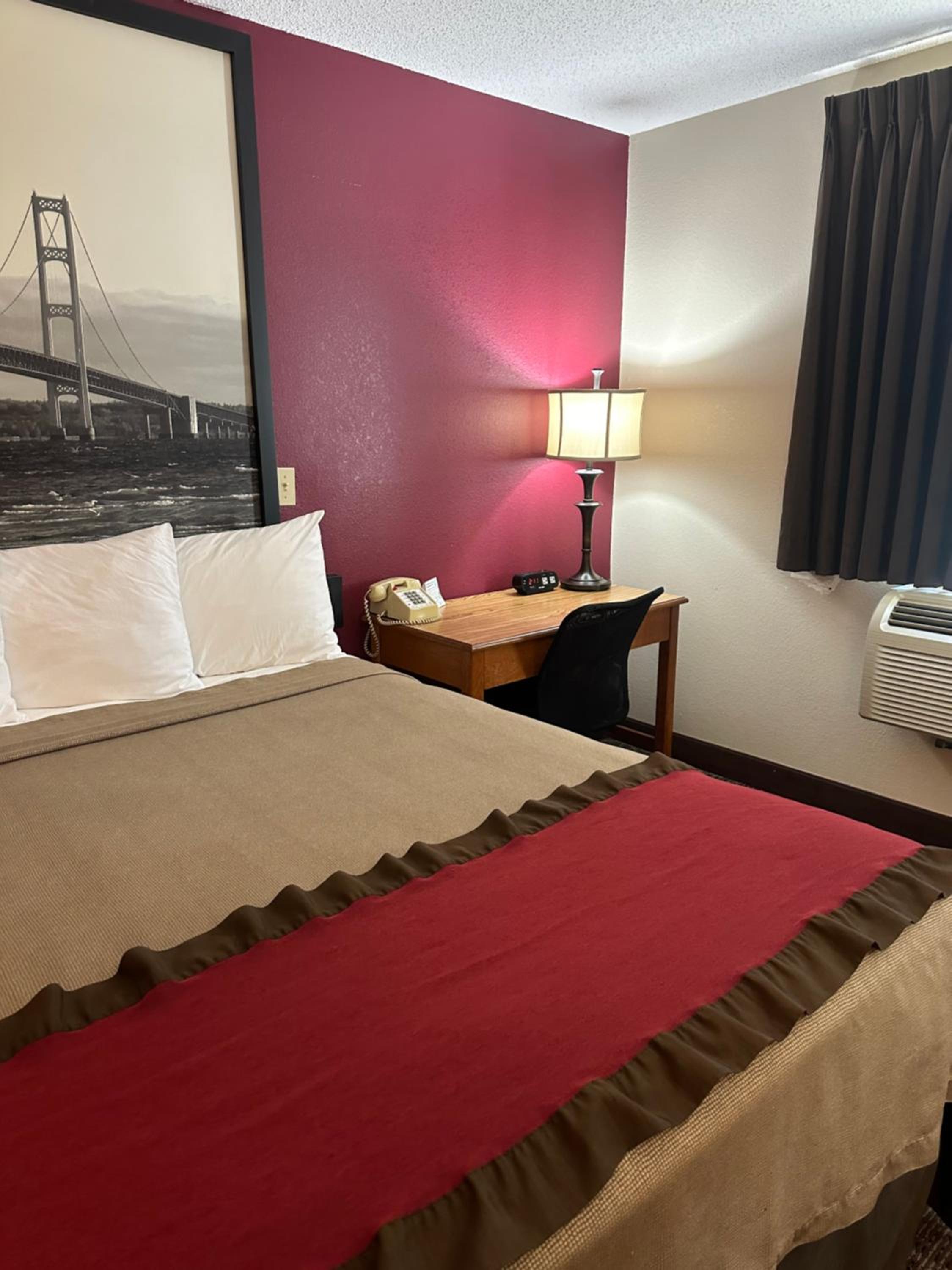 King Room - Mobility Access/Non-Smoking - Photo 4
