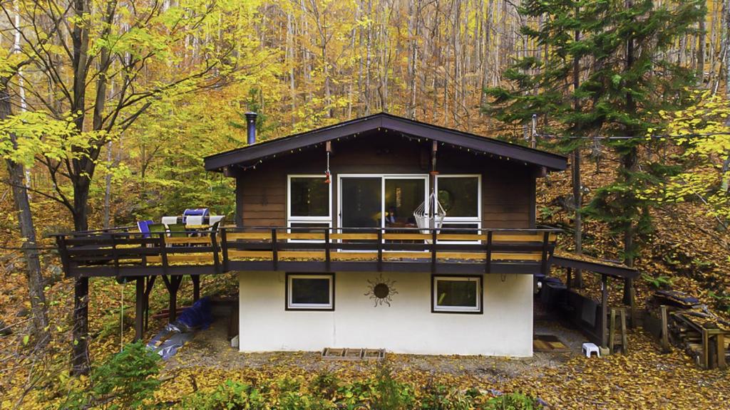 Three-Bedroom Chalet photo 2