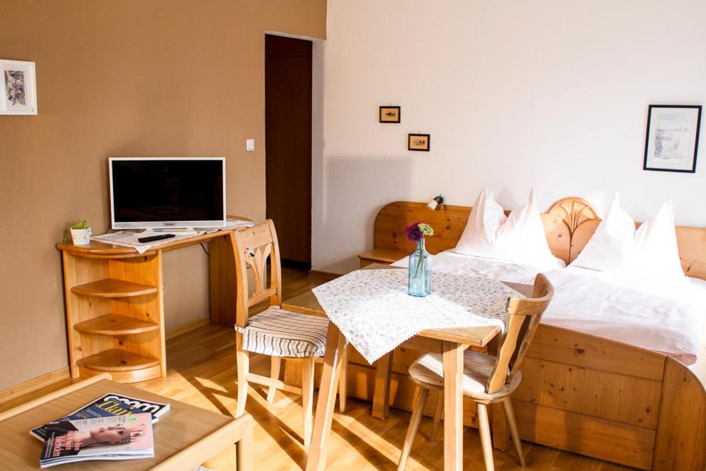 Apartment photo 1