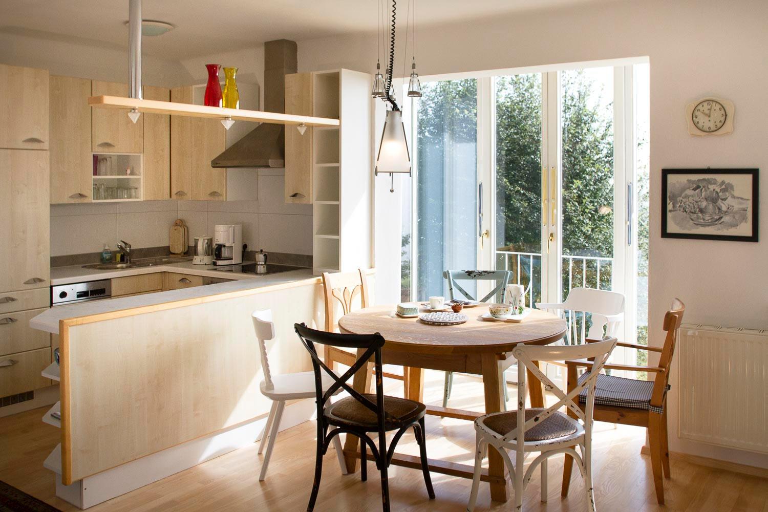 Two-Bedroom Apartment with Balcony photo 2