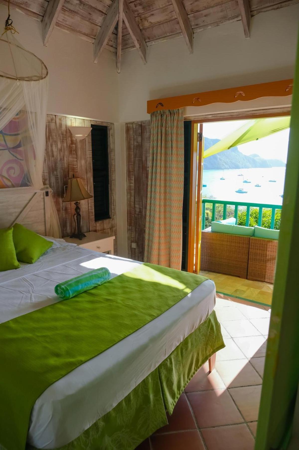 Four-Bedroom Villa photo 1