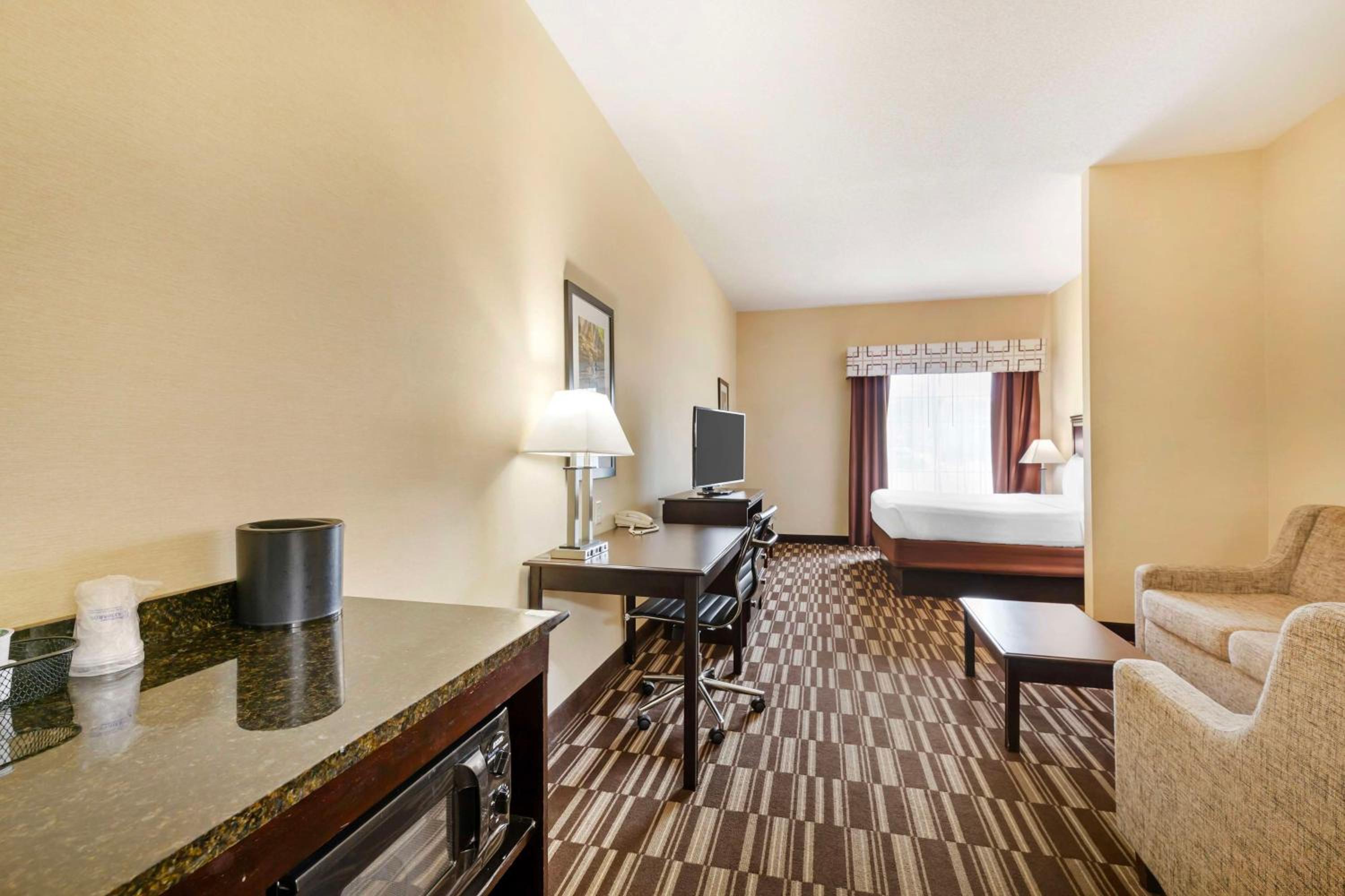 King Suite - Disability Access photo 1