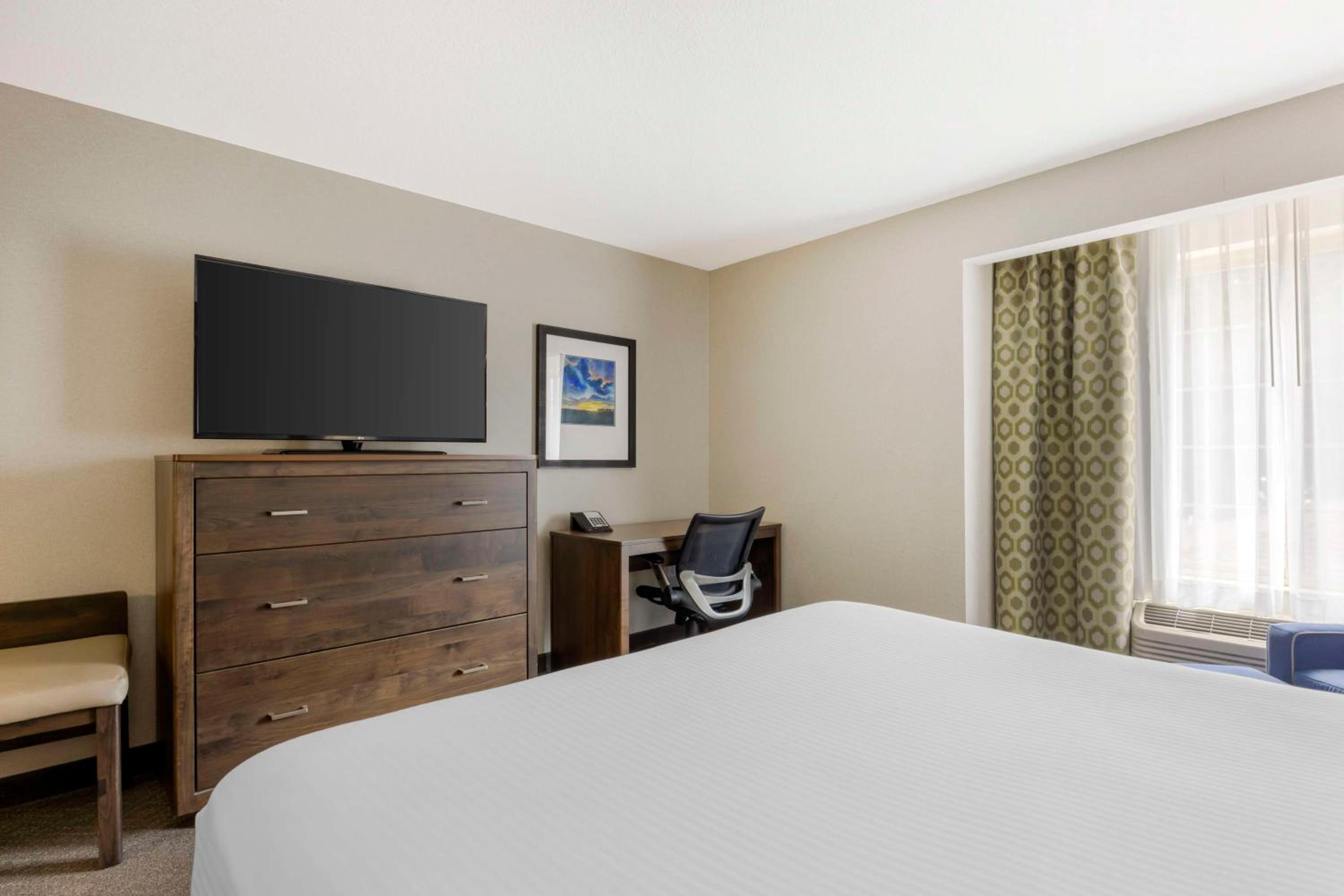 Two Room Suite with Three Queen Beds - Photo 1