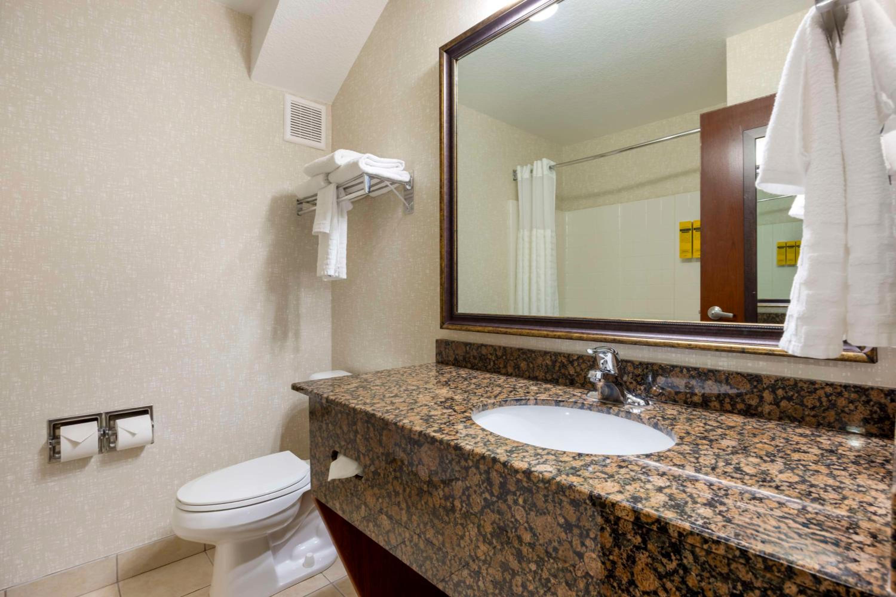 Two Room Suite with Three Queen Beds - Photo 4