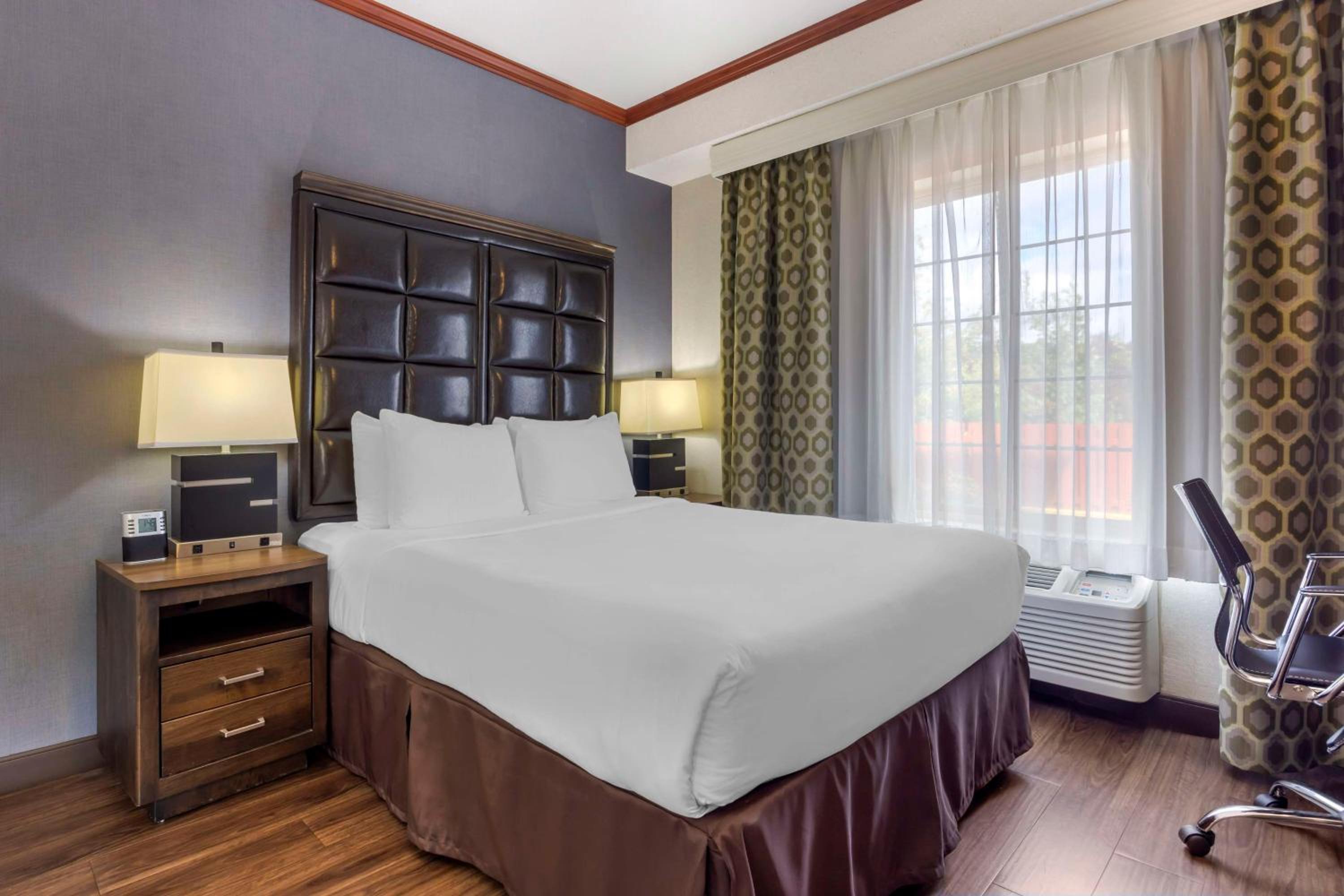 Queen Room with Spa Bath - Disability Access/Non-Smoking - Photo 2