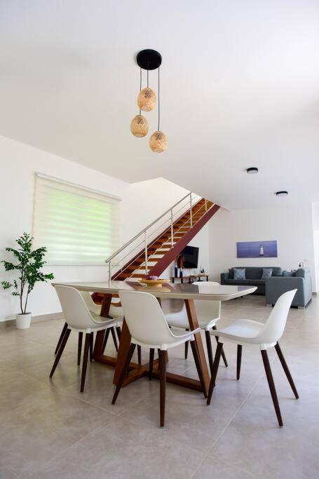 Villa photo 3
