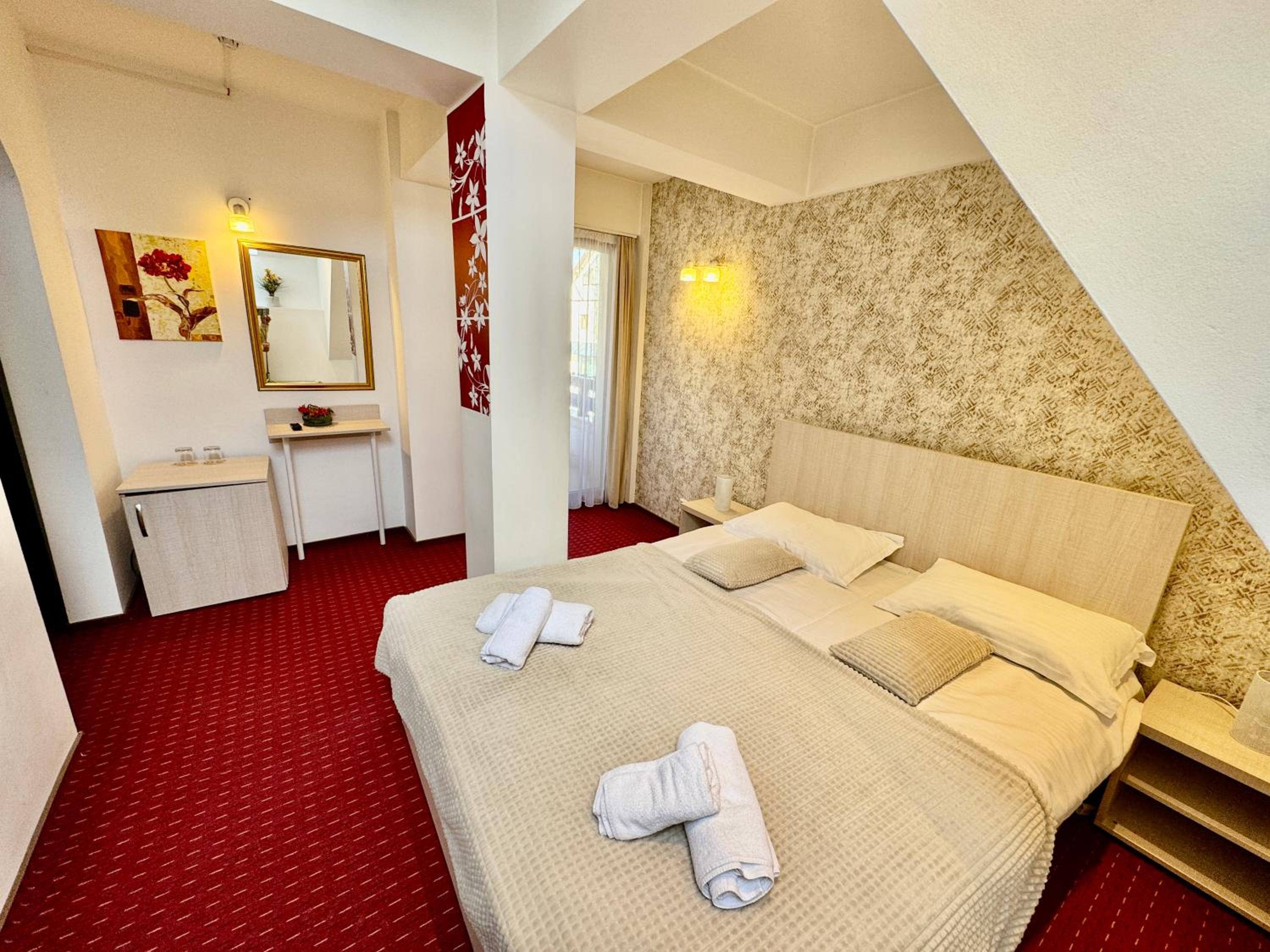 Standard Double Room photo 2