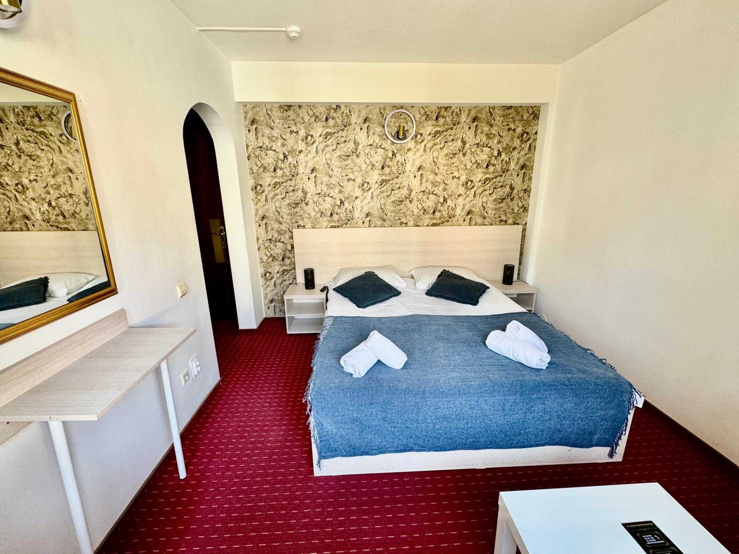 Standard Double Room photo 3