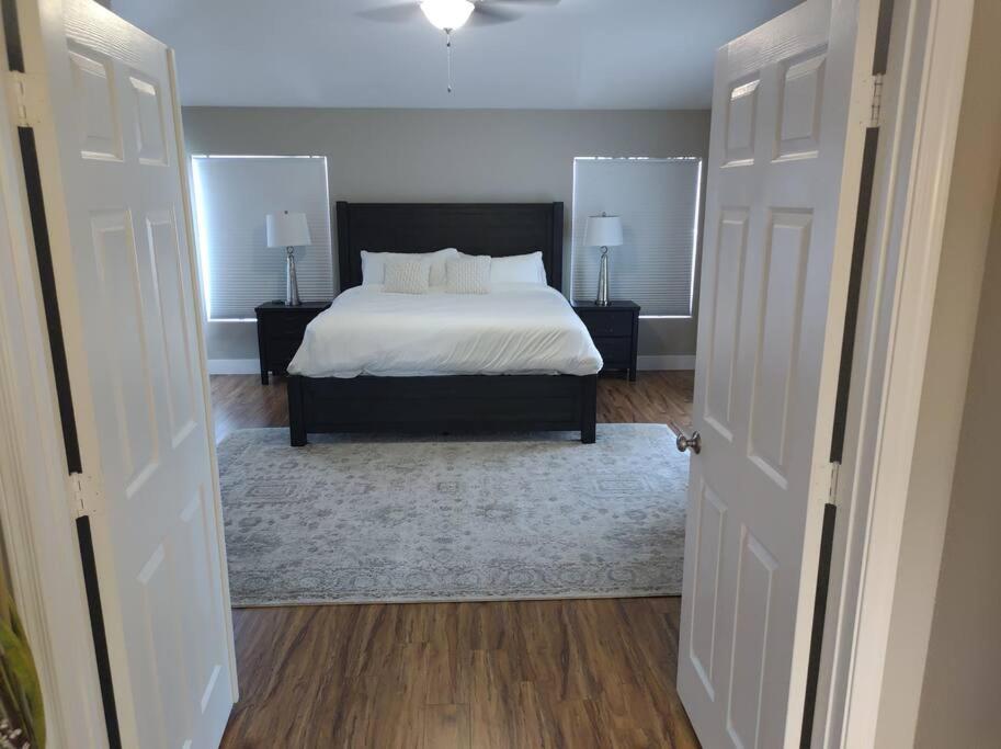 Four-Bedroom House photo 1