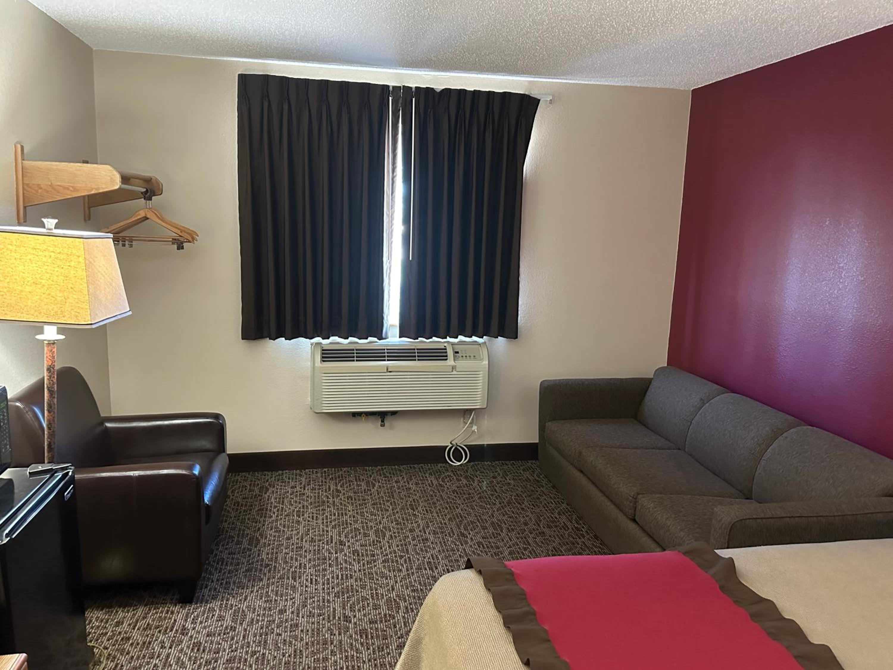 Deluxe Double Room with Two Double Beds - Non-Smoking - Photo 3