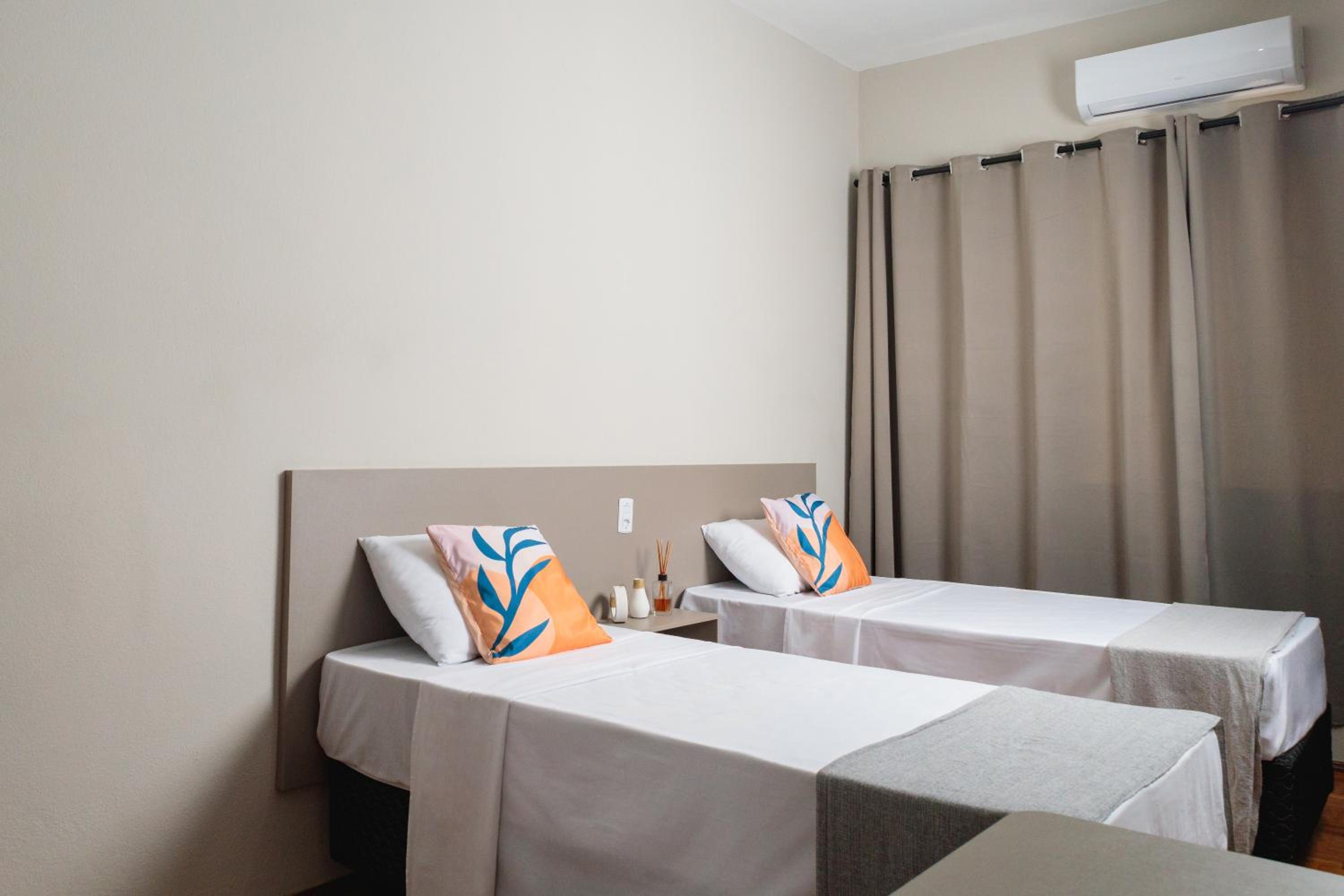 Economy Twin Room