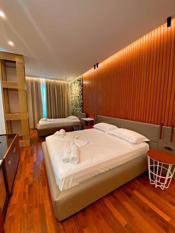 Deluxe Triple Room photo 2