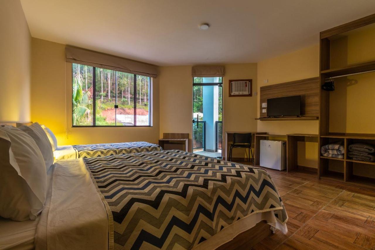 Deluxe Triple Room photo 2