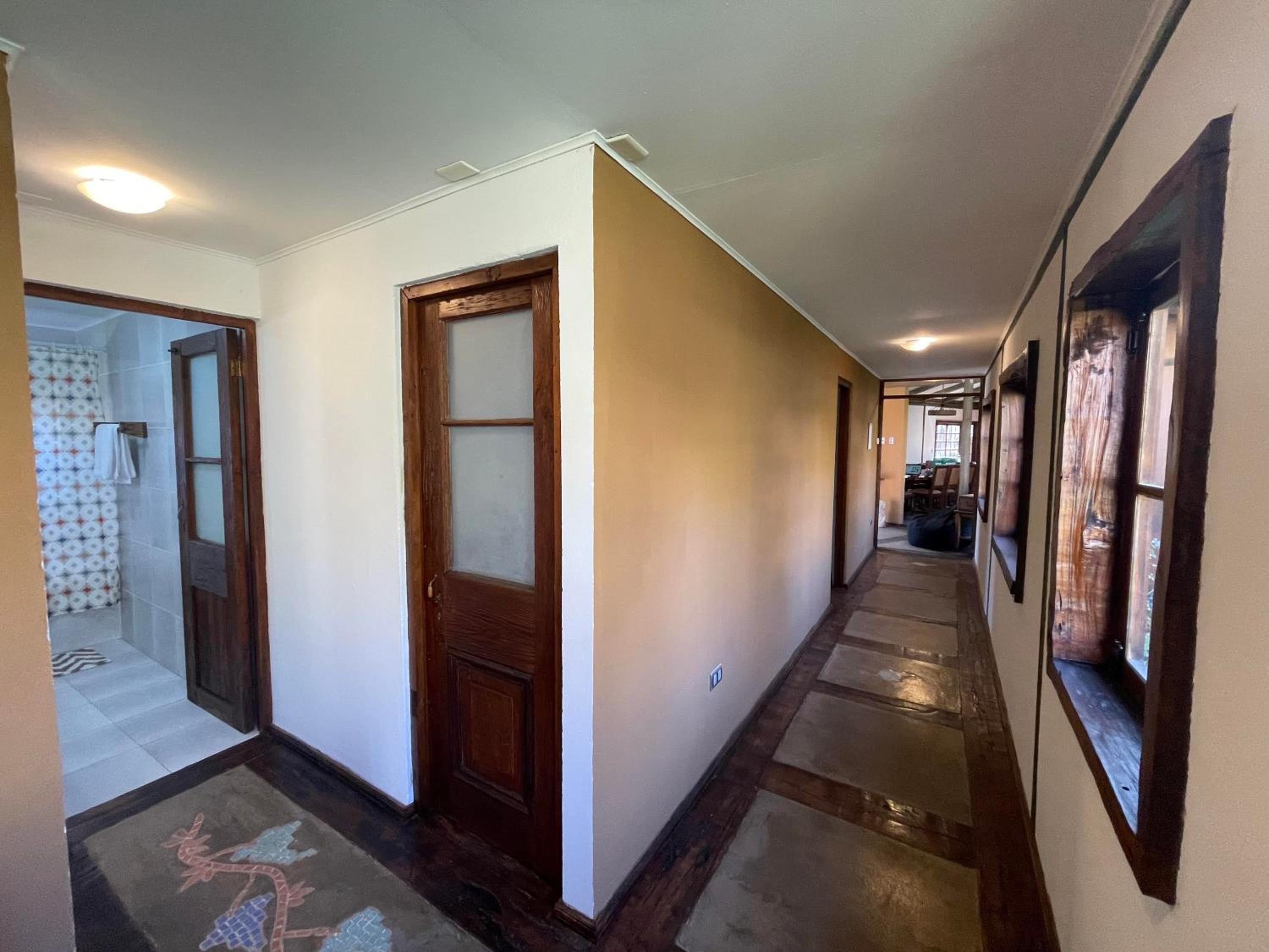 Four-Bedroom House photo 3