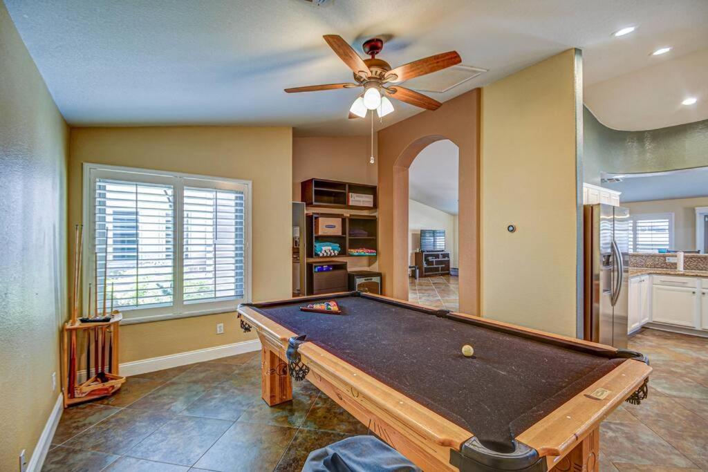 Four-Bedroom House photo 2