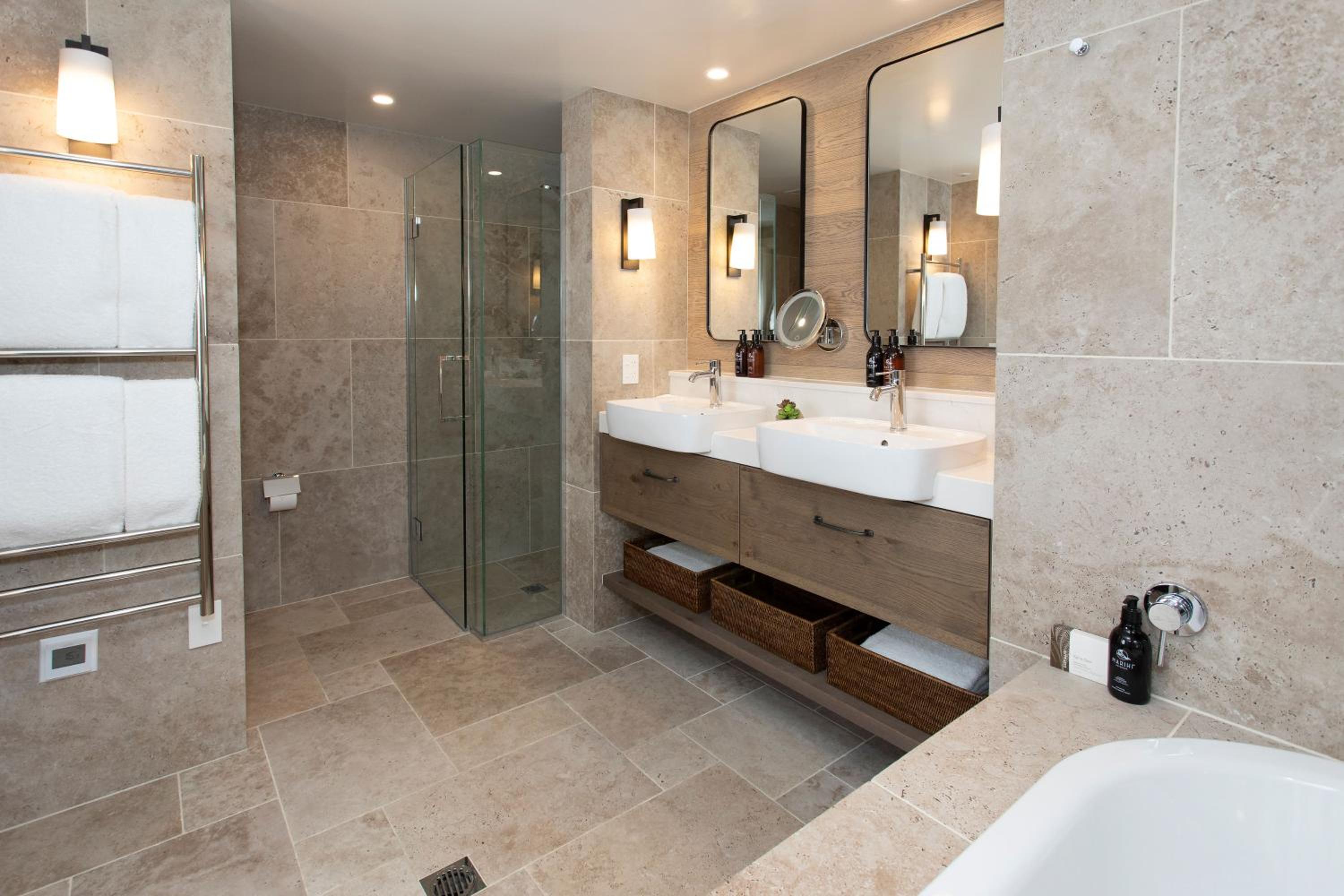 Two-Bedroom Suite - Photo 6