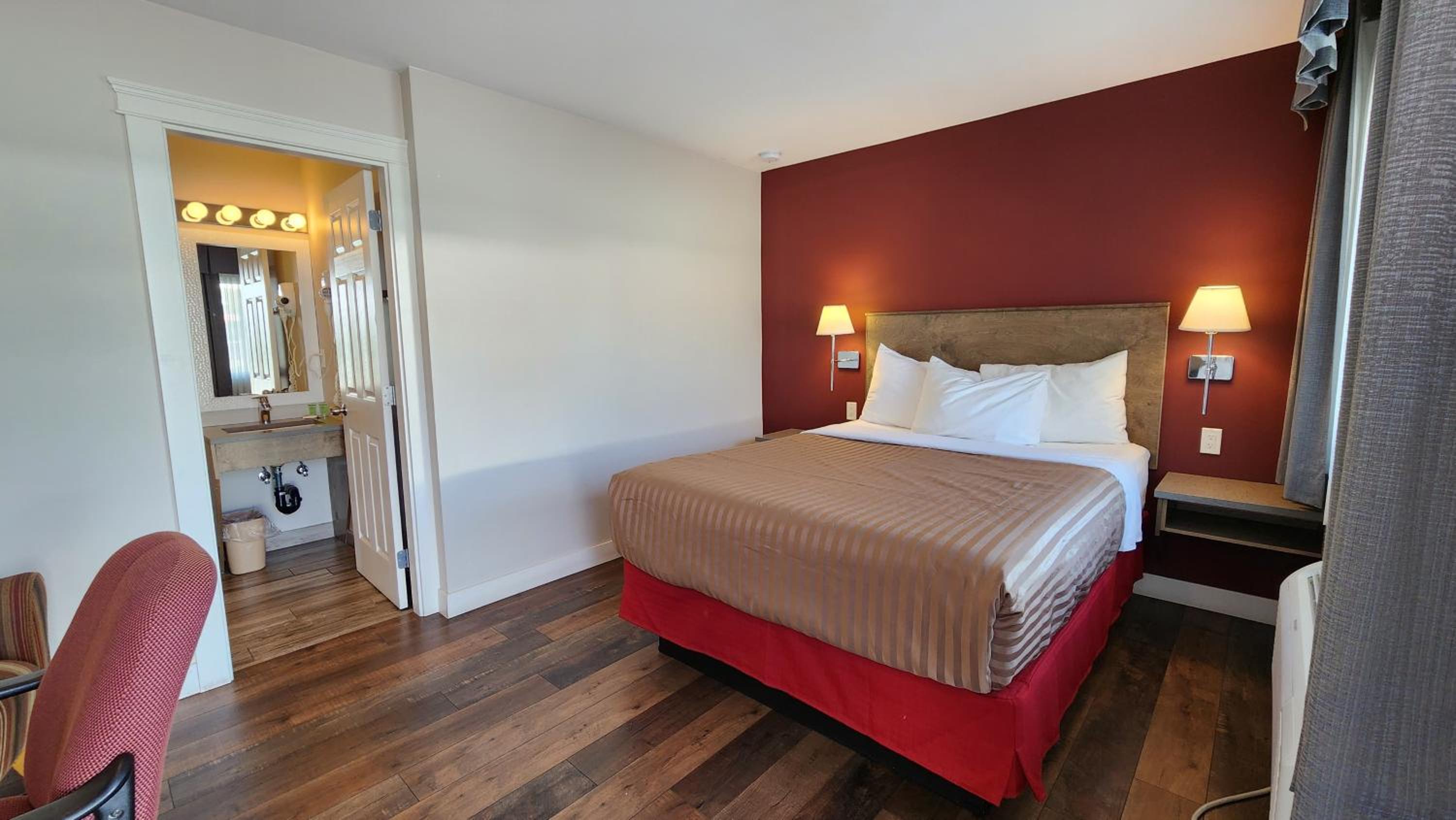 Queen Room