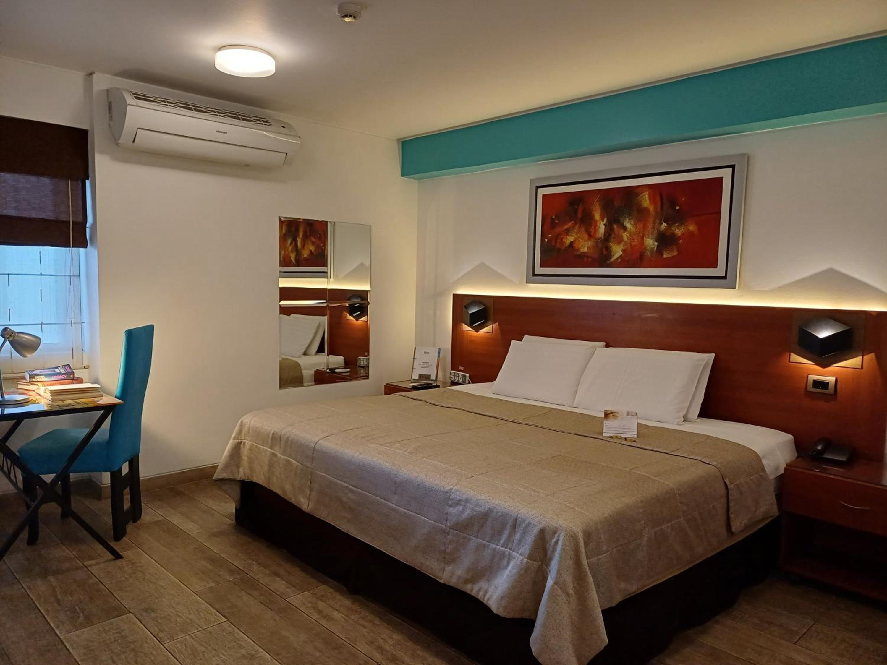 Queen Room