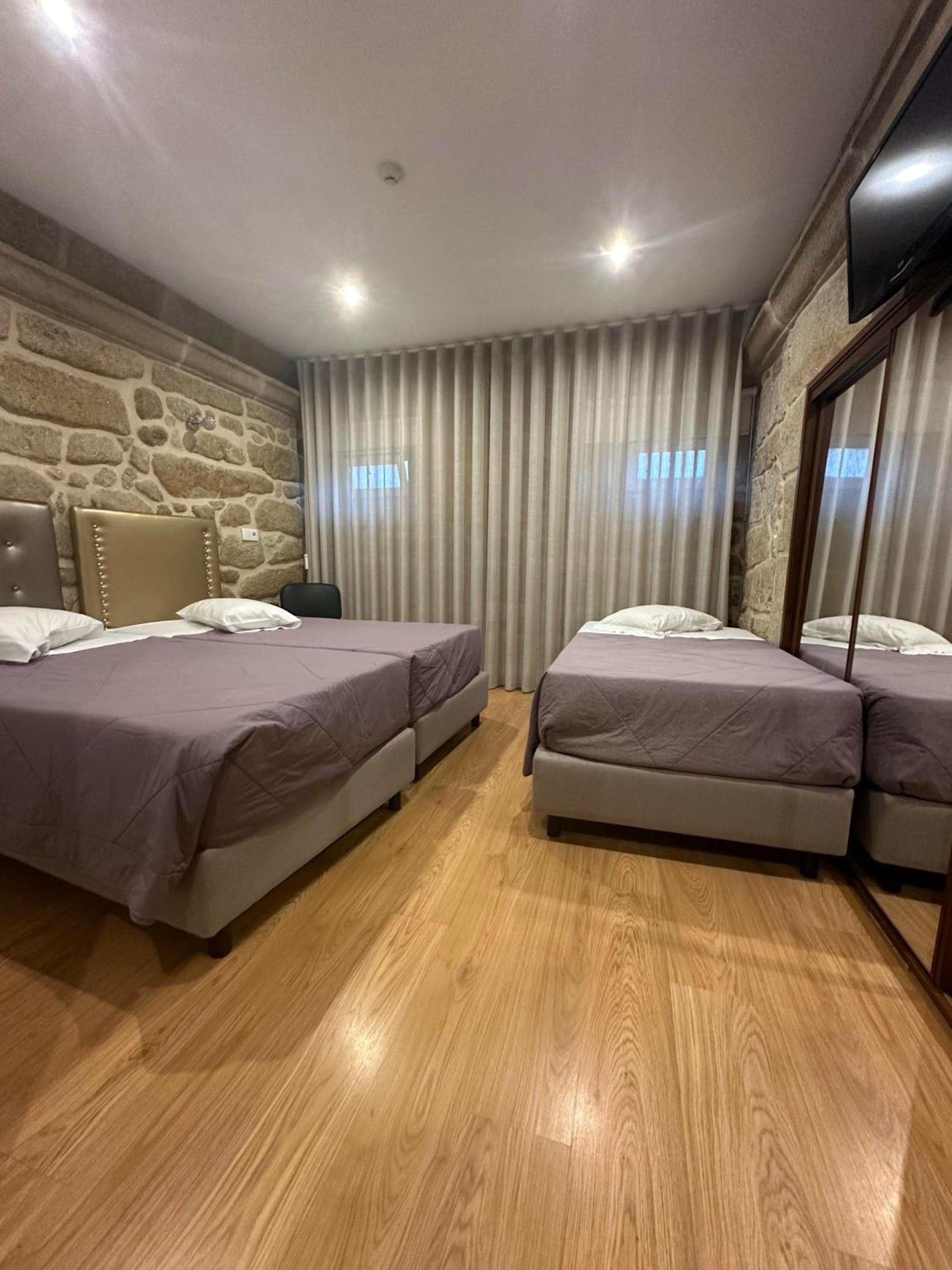 Triple Room - Photo 1