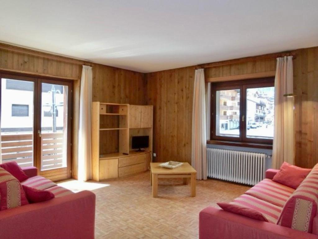 Two-Bedroom Apartment photo 1