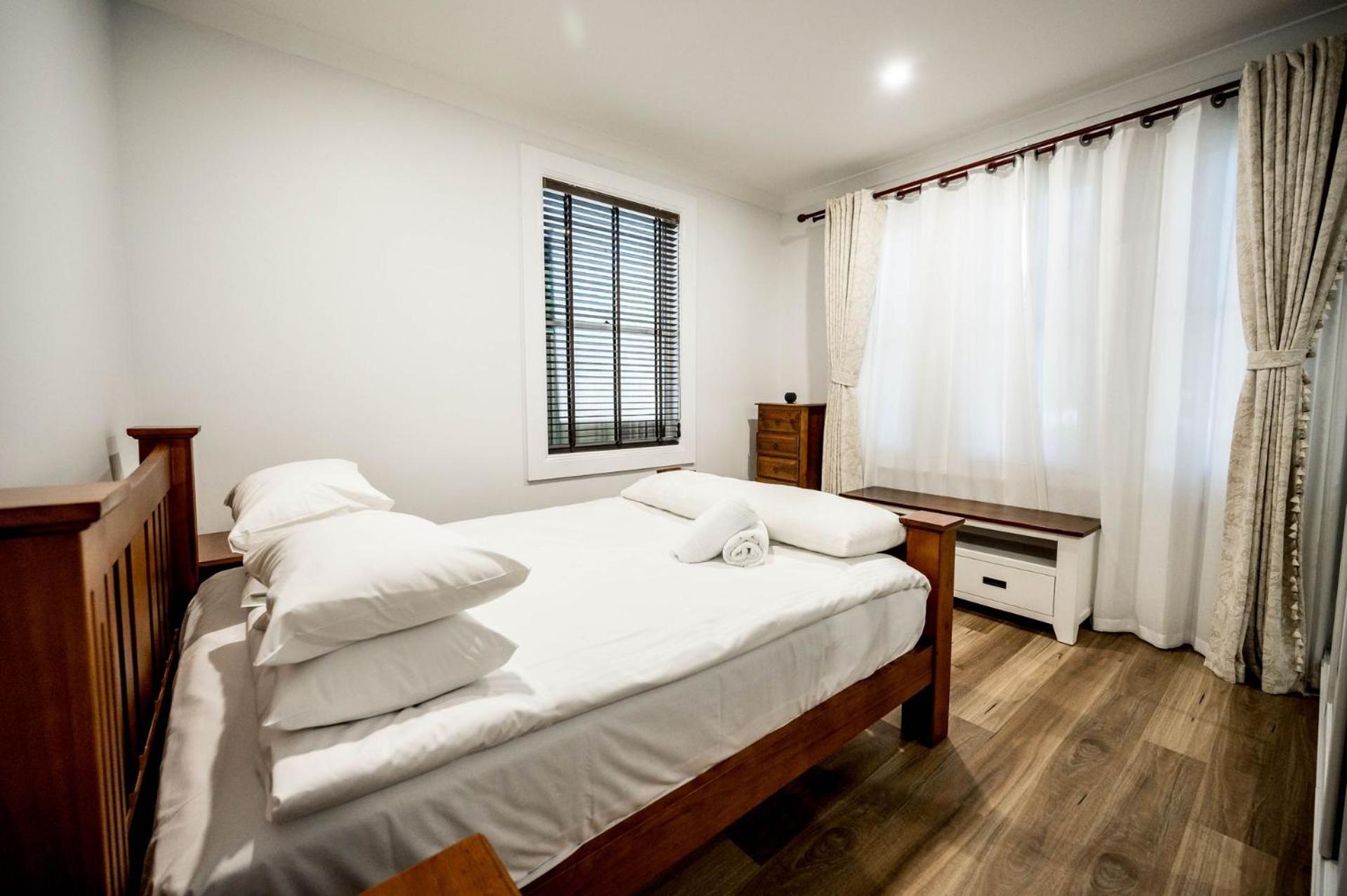 Three-Bedroom House photo 2