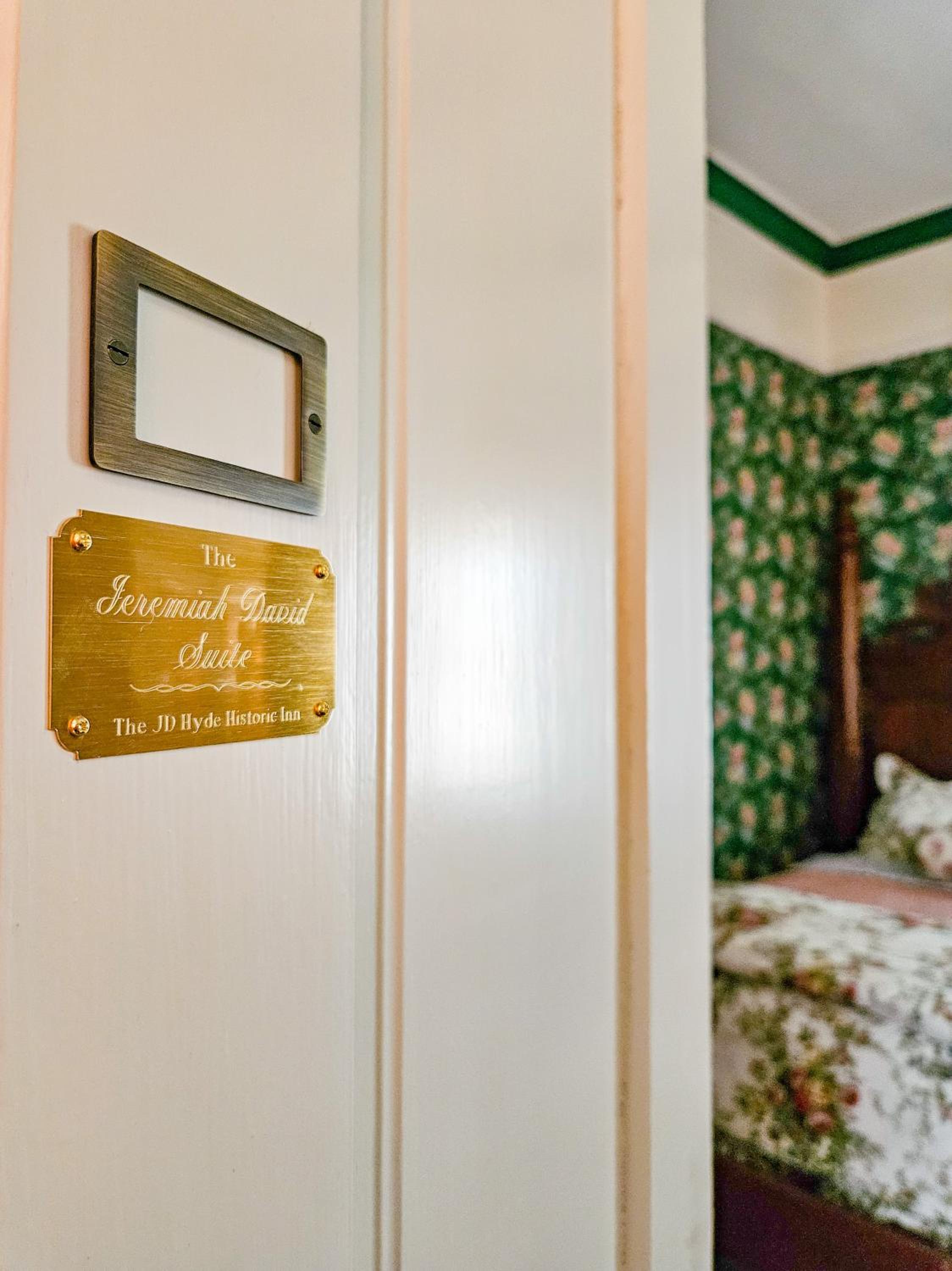 Superior Queen Room with Two Queen Beds