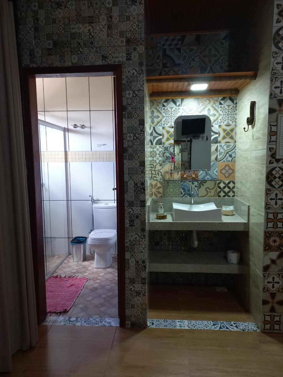 Triple Room with Balcony - Photo 9