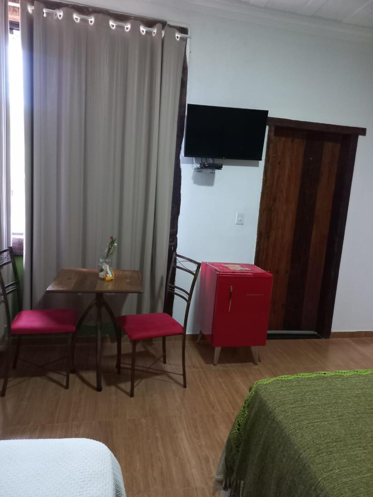 Suite with Balcony - Photo 5