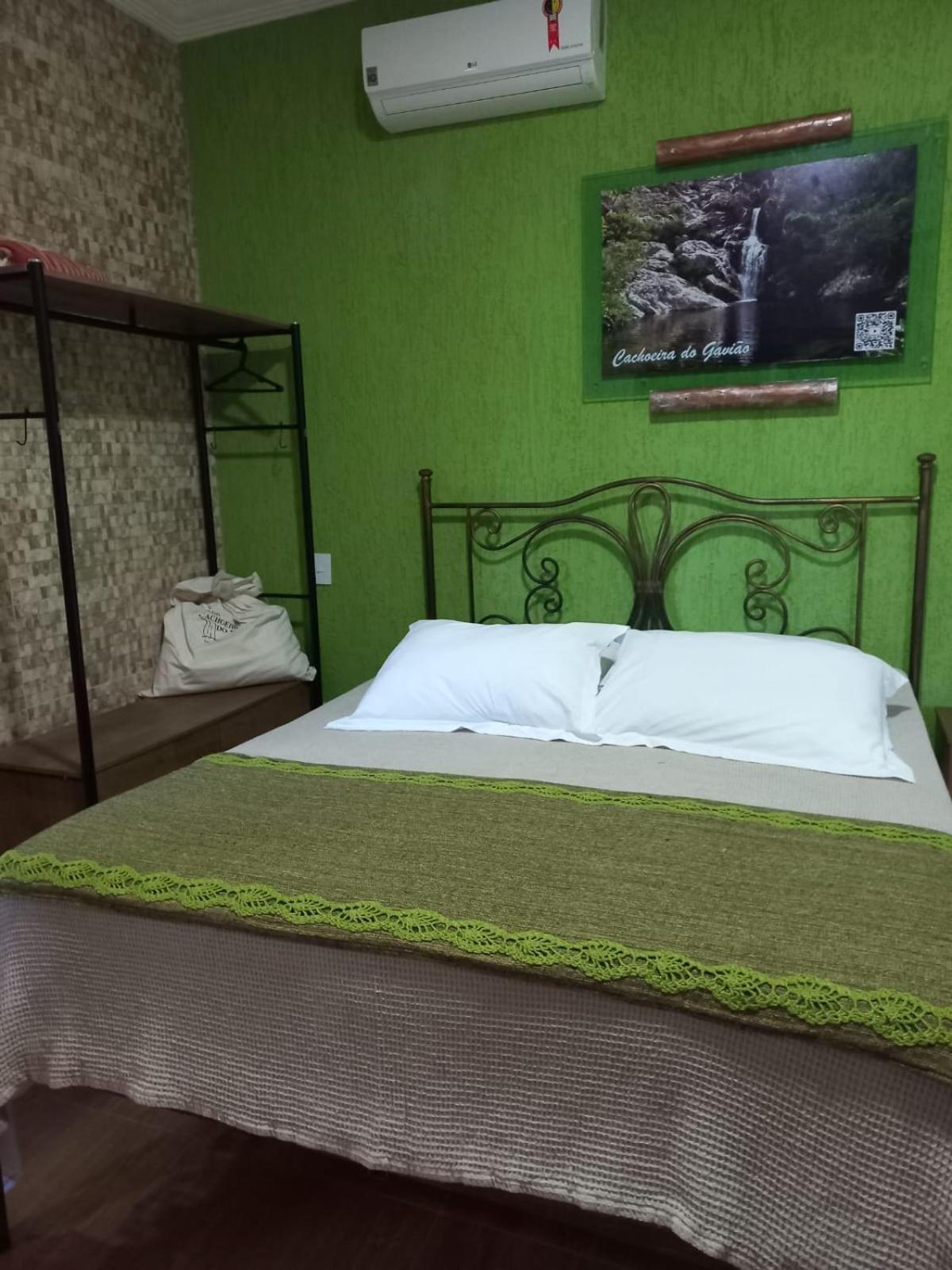 Suite with Balcony - Photo 4