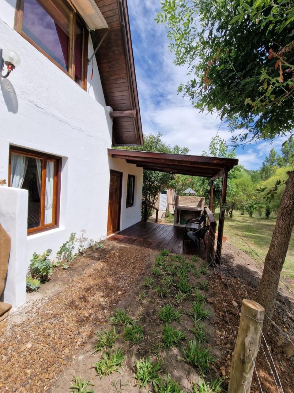 One-Bedroom House photo 2