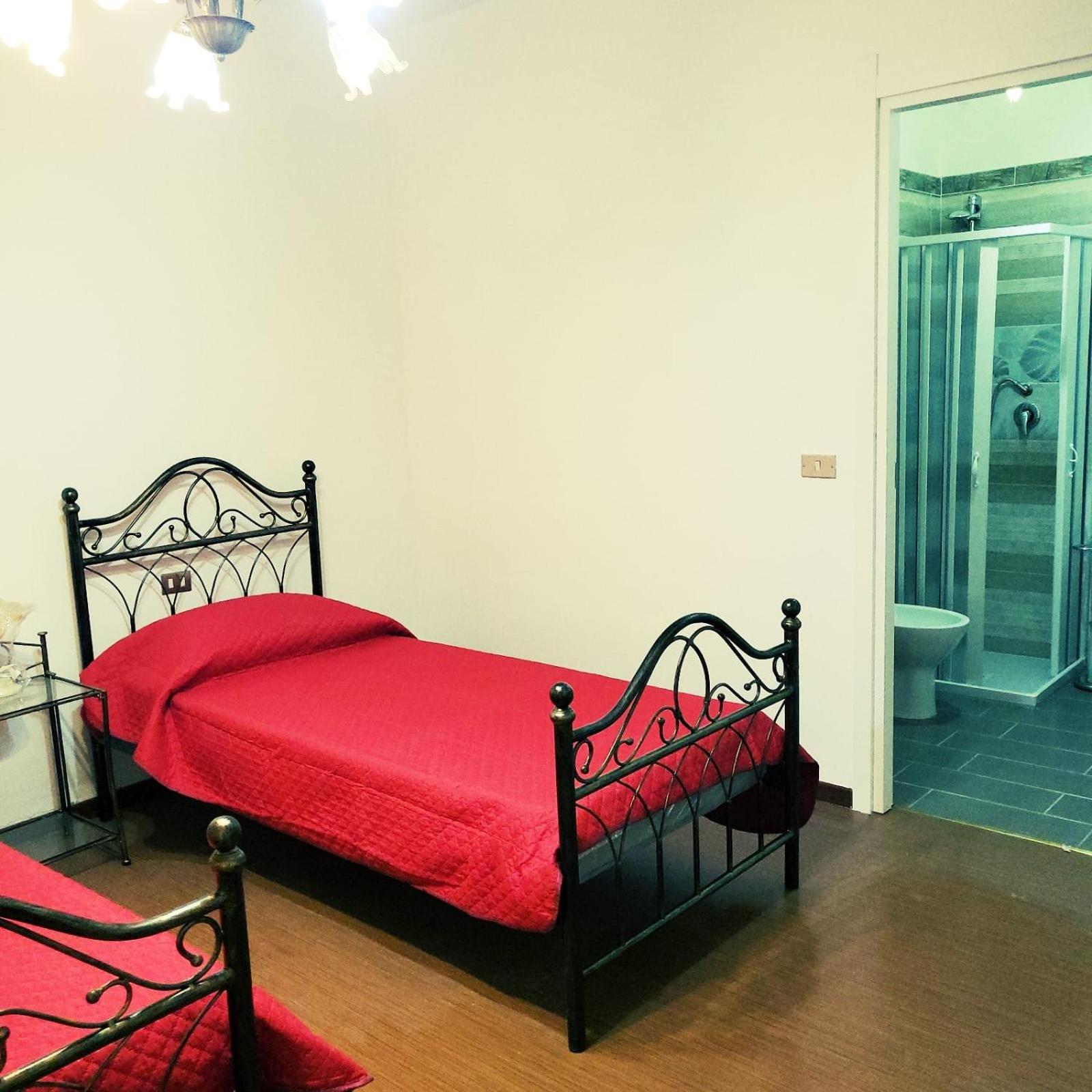 Twin Room photo 2
