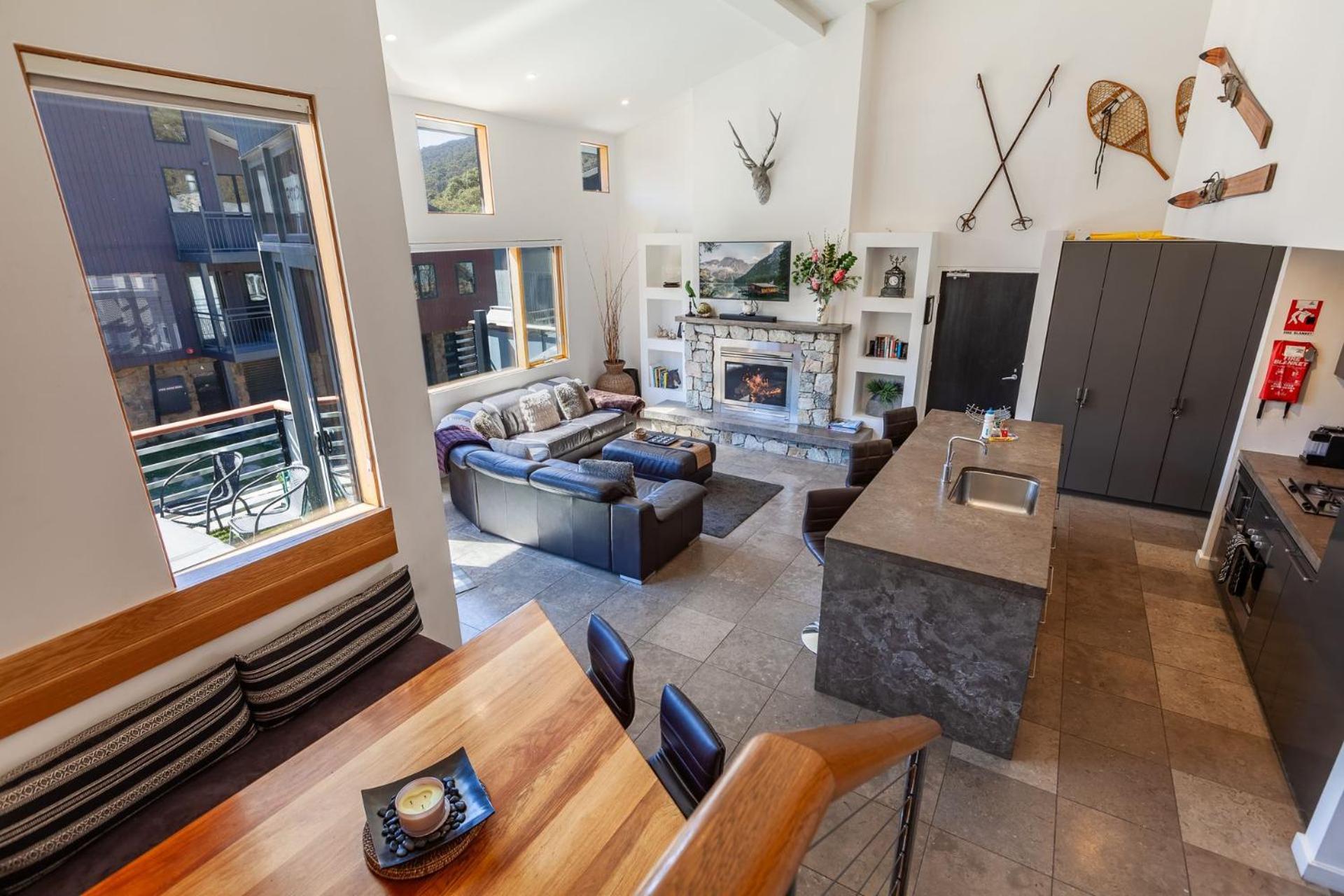 Apartment - Split Level photo 1