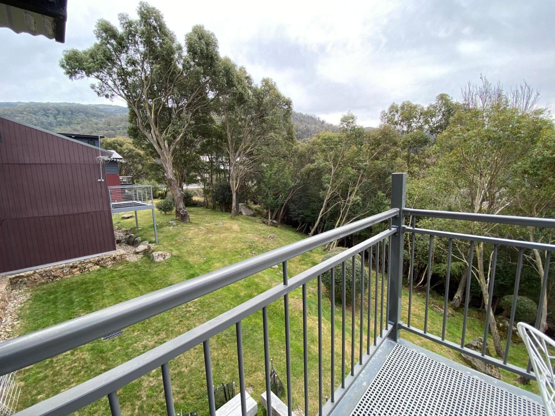 Apartment - Split Level photo 2