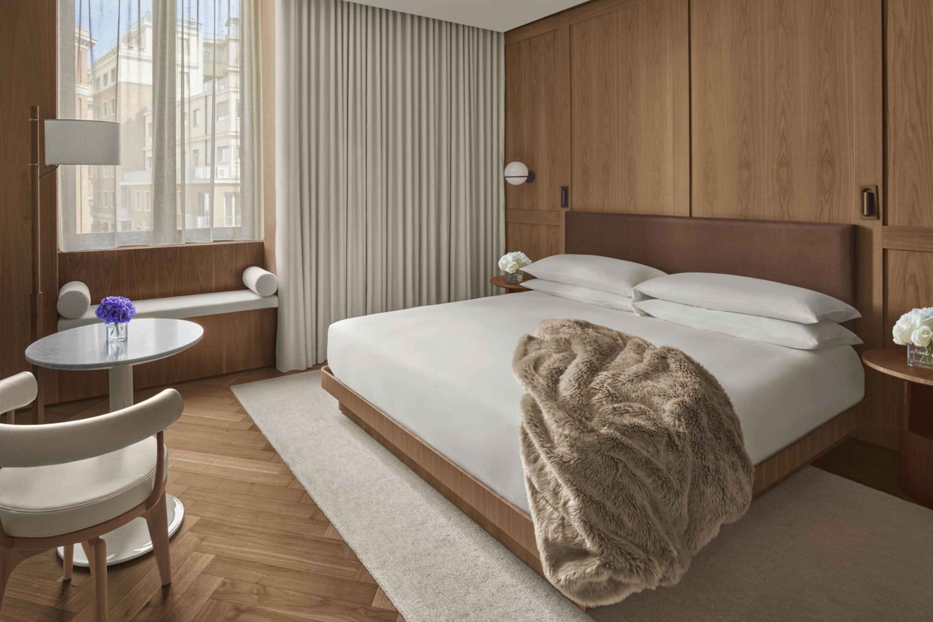 King Room
