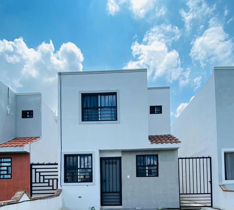 Two-Bedroom House photo 2