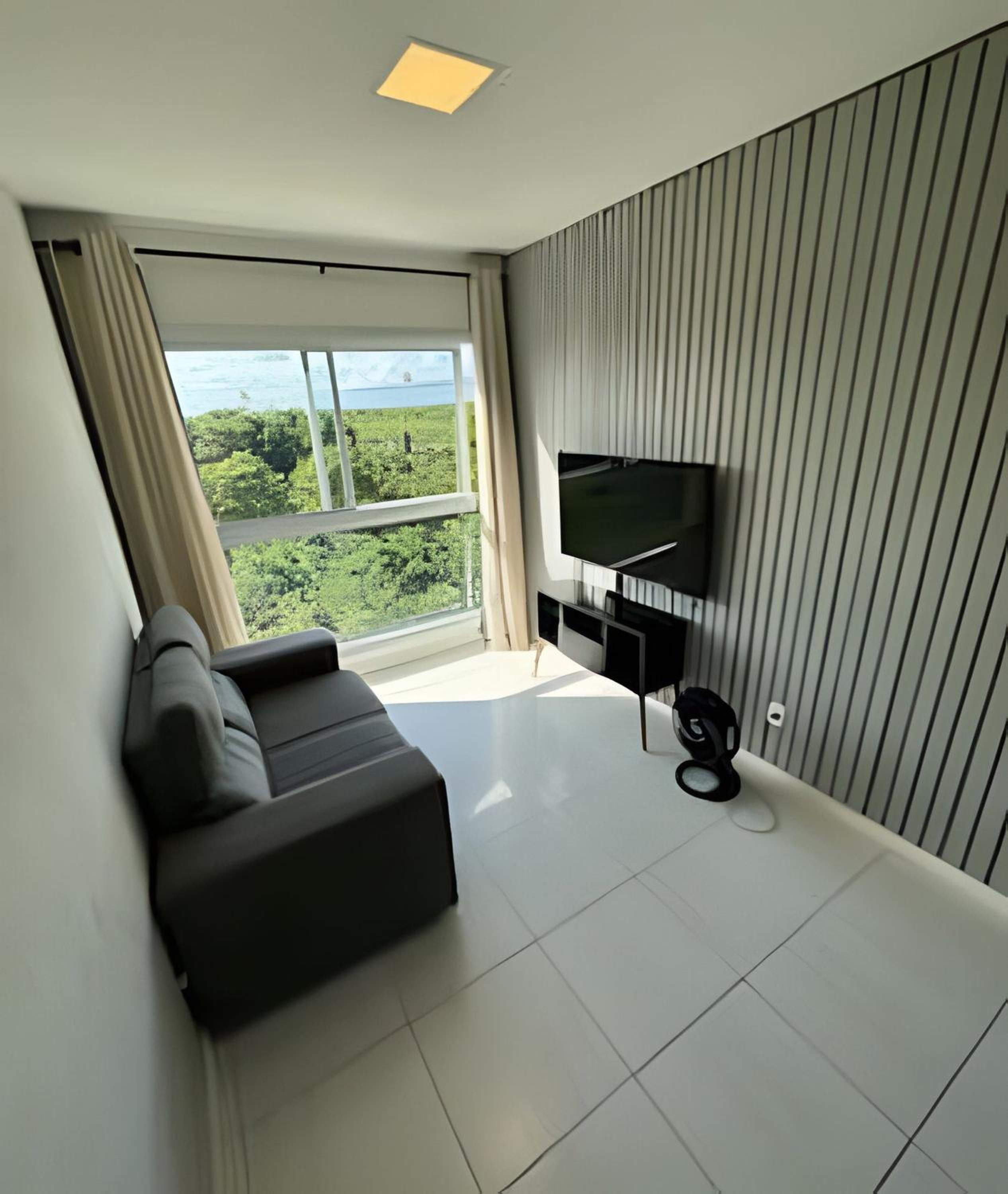 Deluxe One-Bedroom Apartment