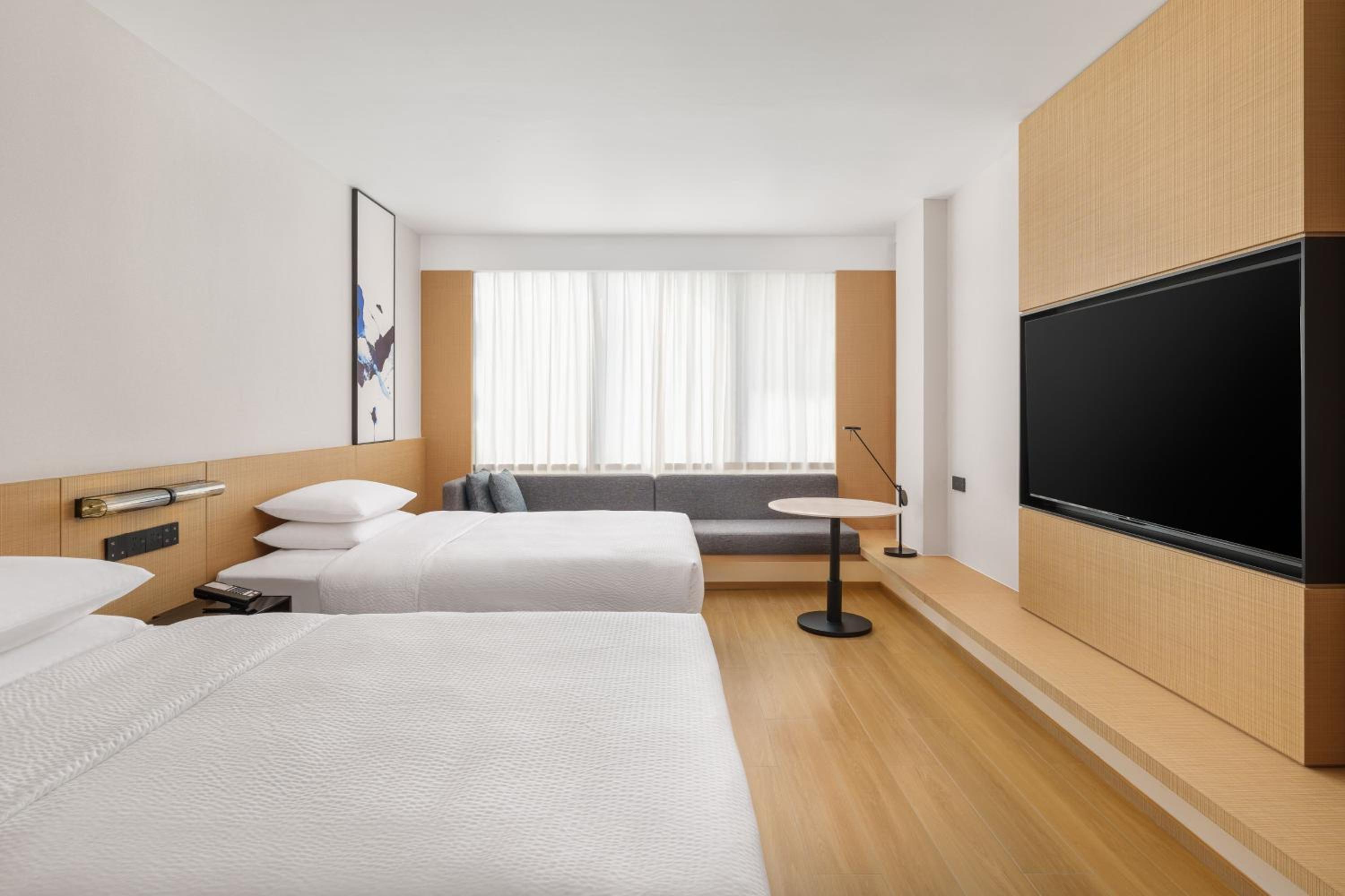 Standard Double Room with Two Double Beds photo 3
