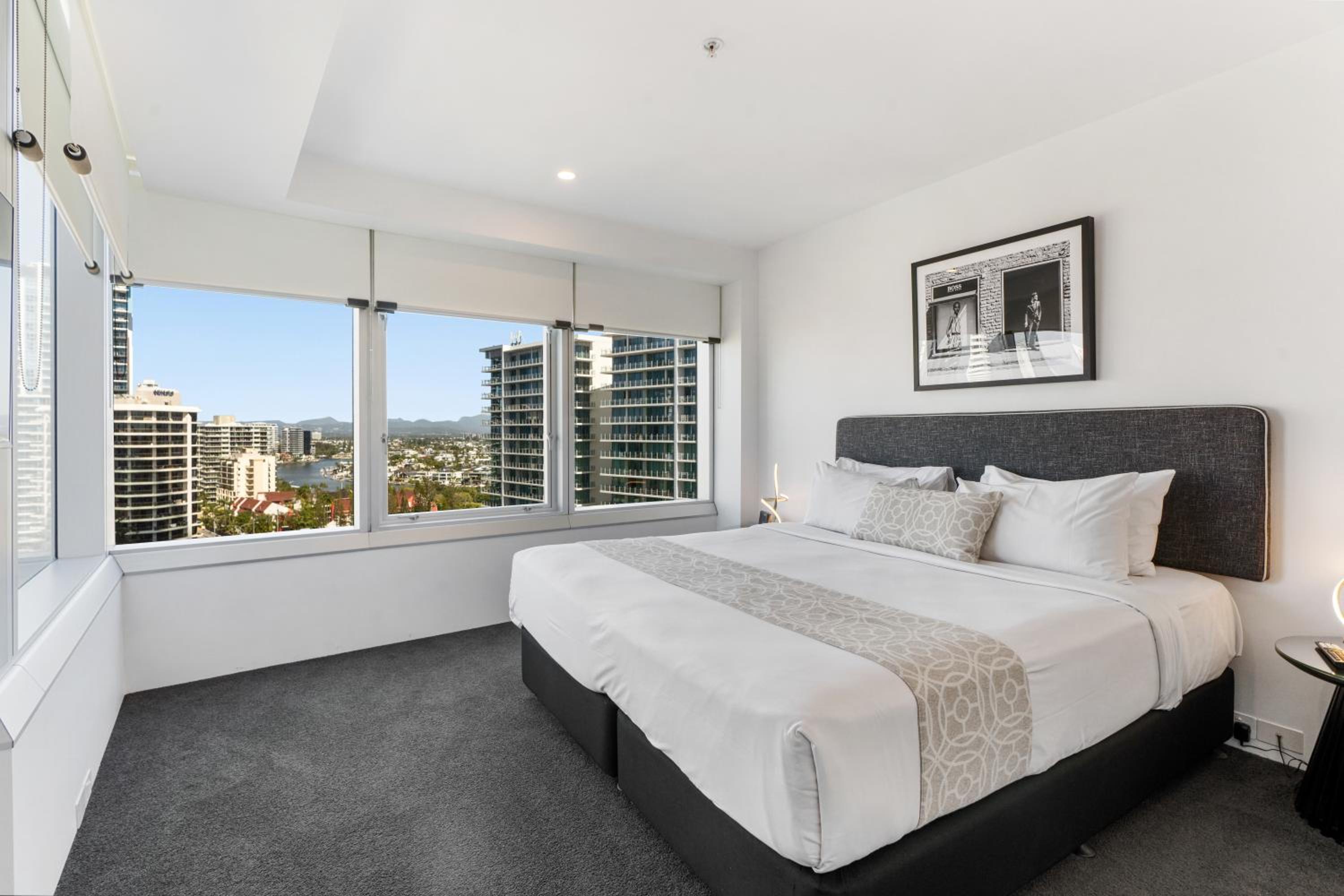 One-Bedroom Apartment with Spa Bath (No Housekeeping)