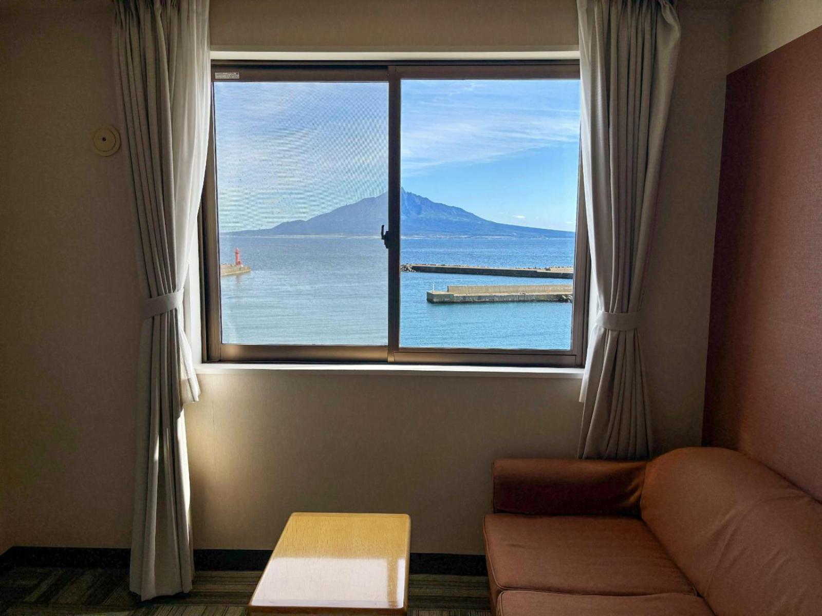 Twin Room with Ocean View - Photo 3