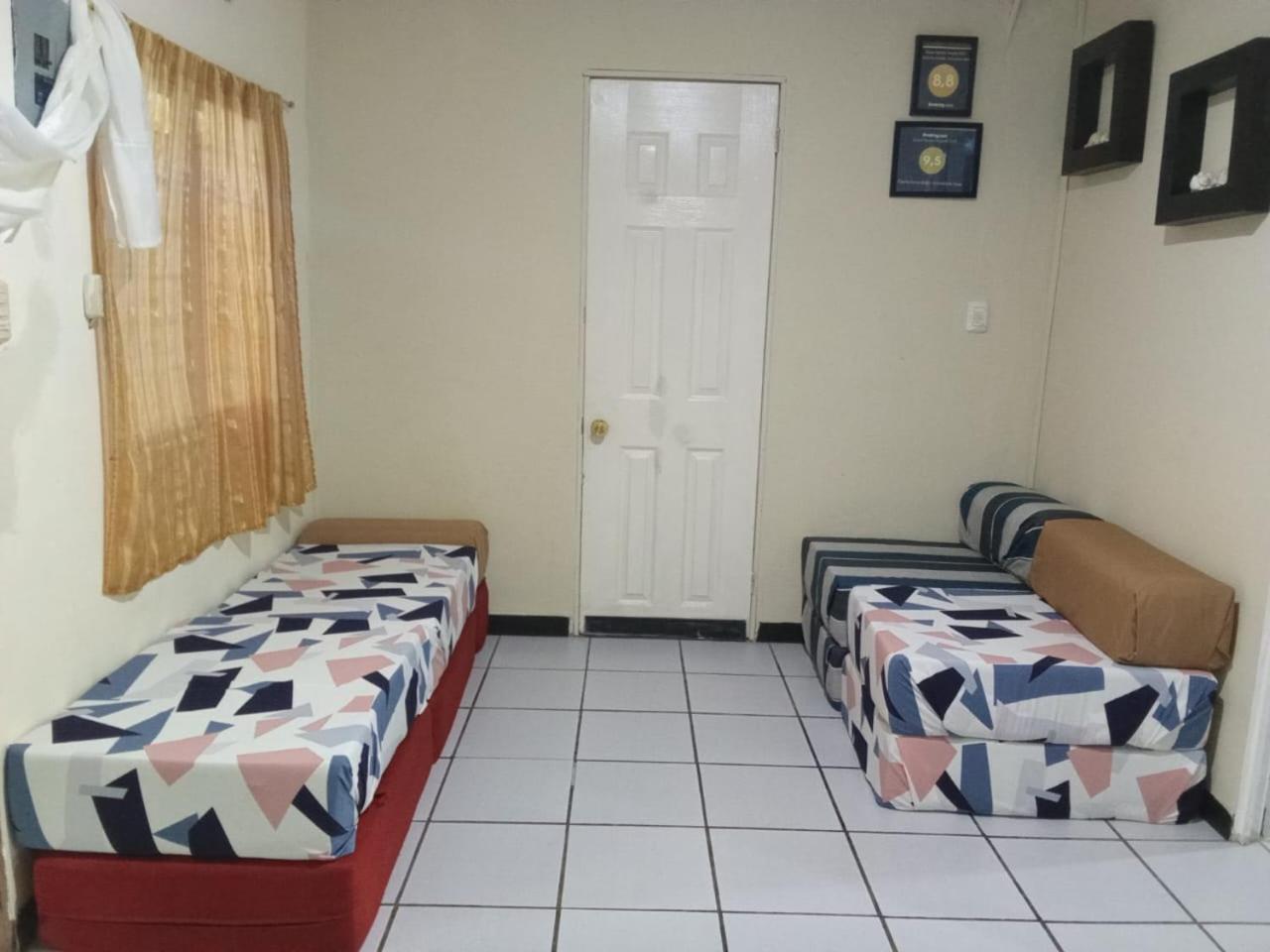 Two-Bedroom House photo 3