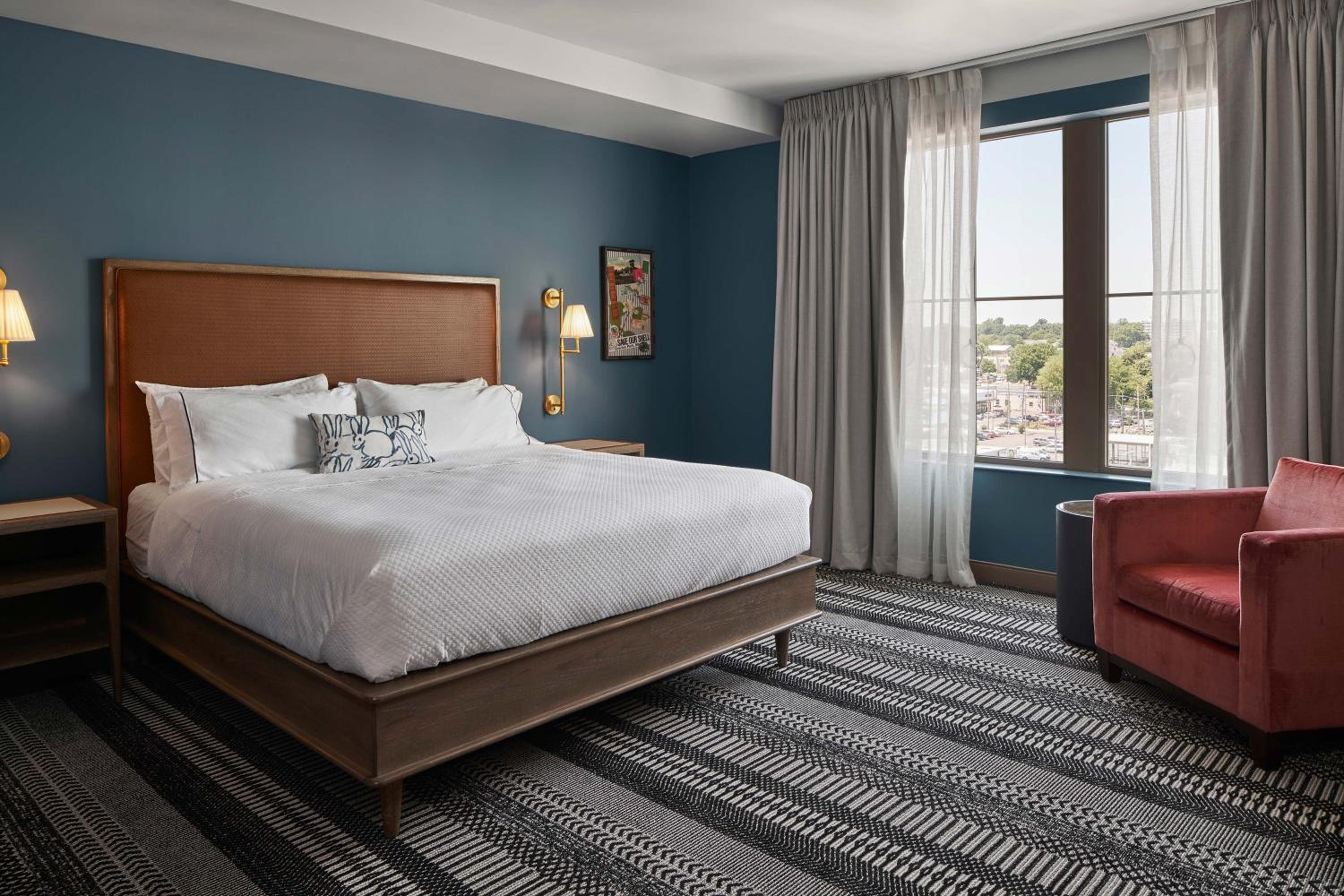 Standard King Room - Photo 1